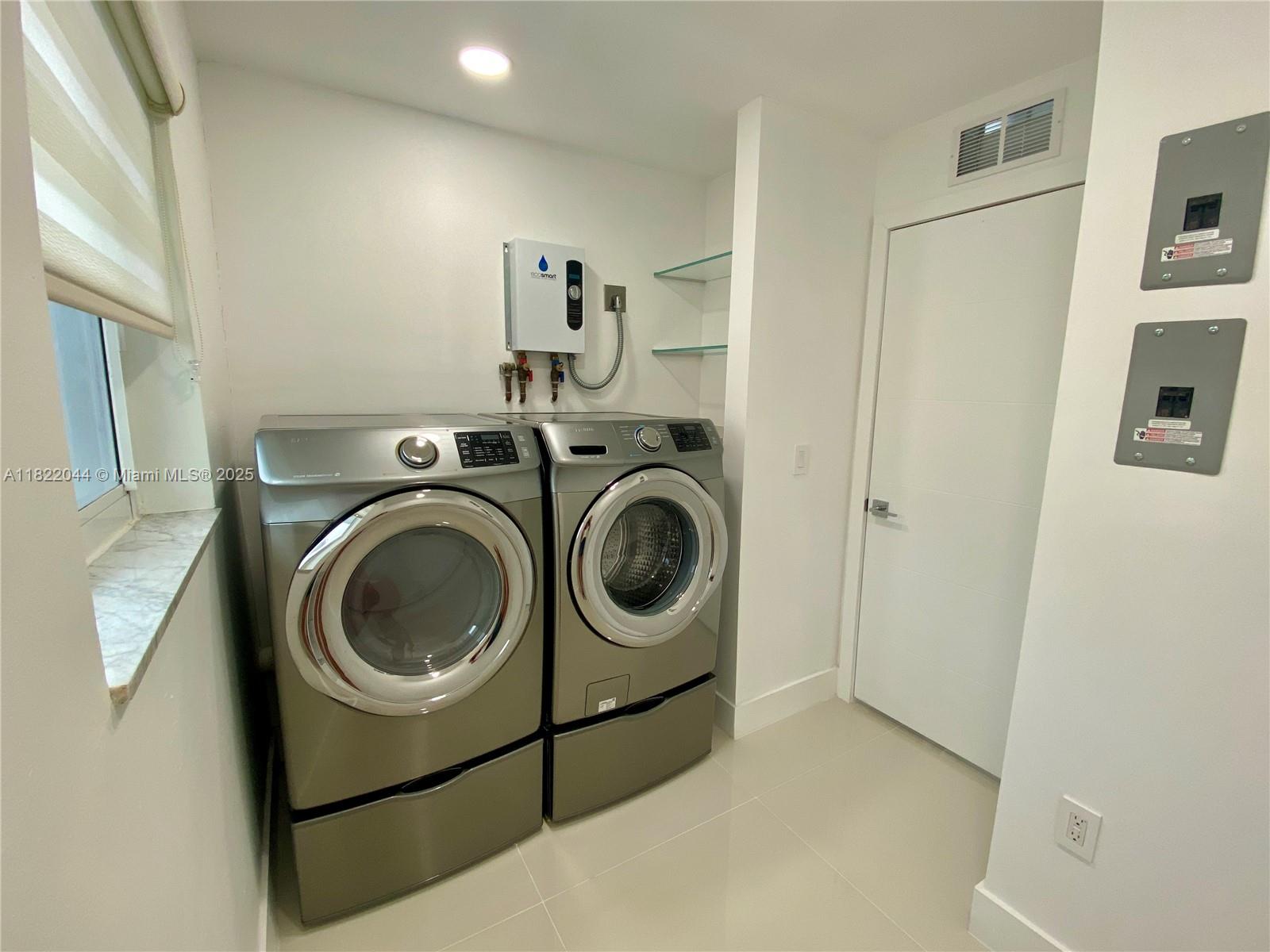 1321 Garfield St, Hollywood, Florida image 15
