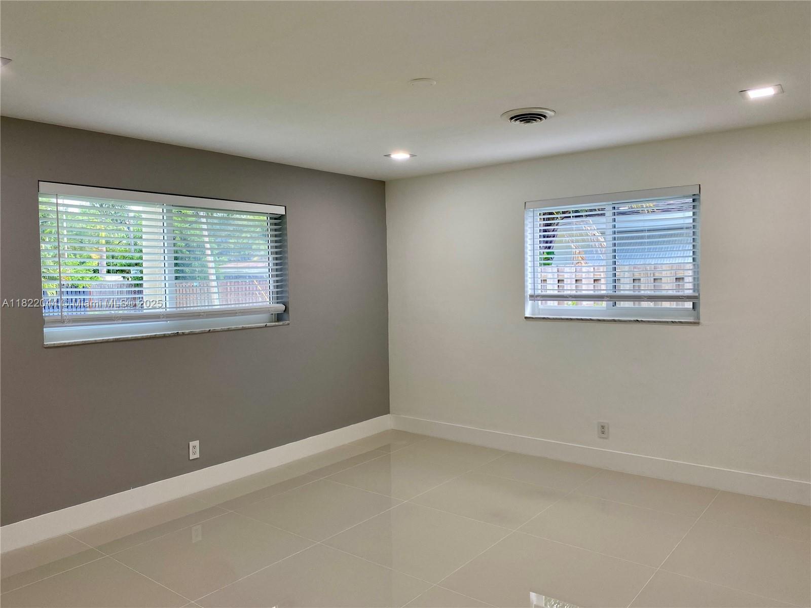 1321 Garfield St, Hollywood, Florida image 34
