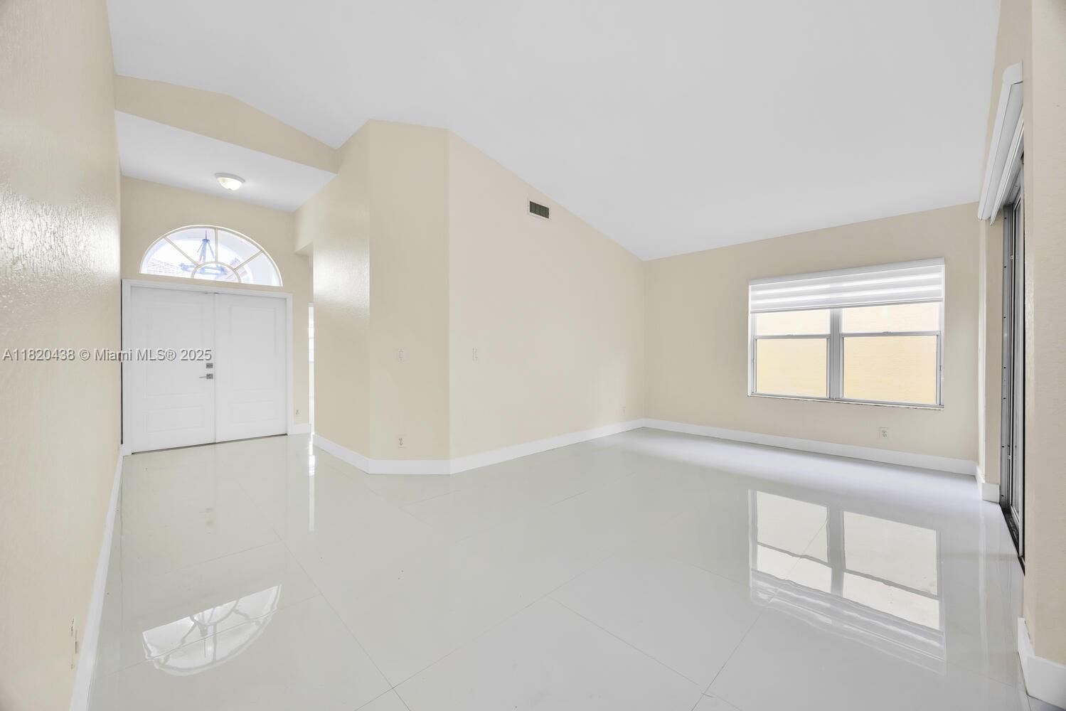 9785 NW 29th Ter, Doral, Florida image 7