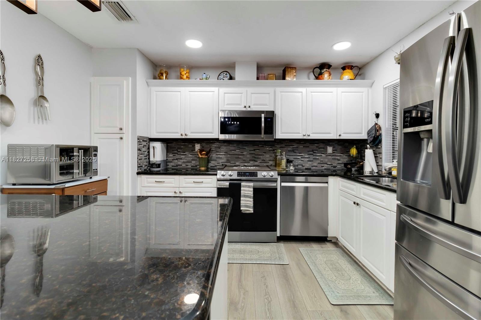 431 S Old Hiatus Rd, Plantation, Florida image 10
