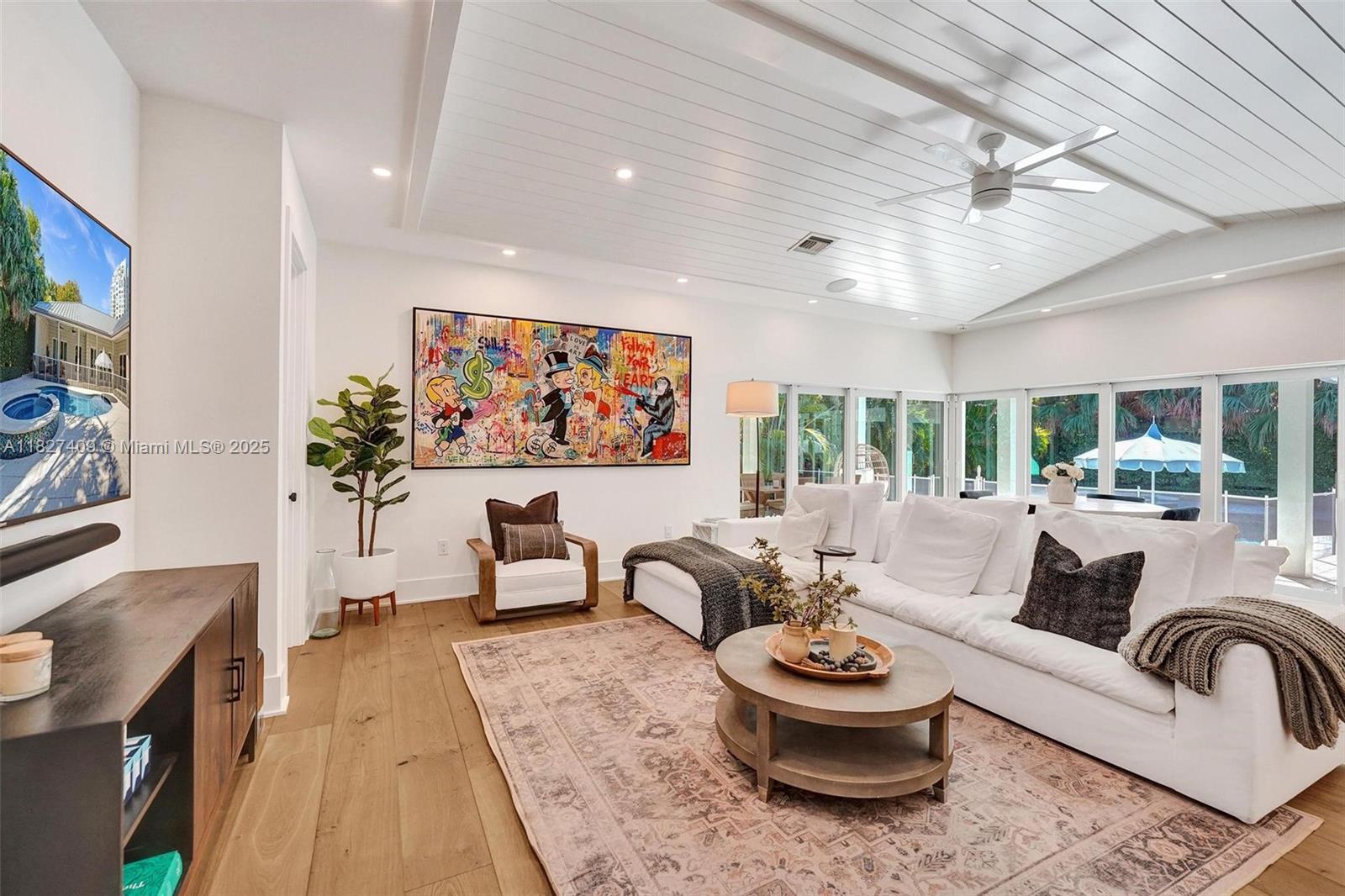 1206 E Lake Dr, Fort Lauderdale, Florida image 23