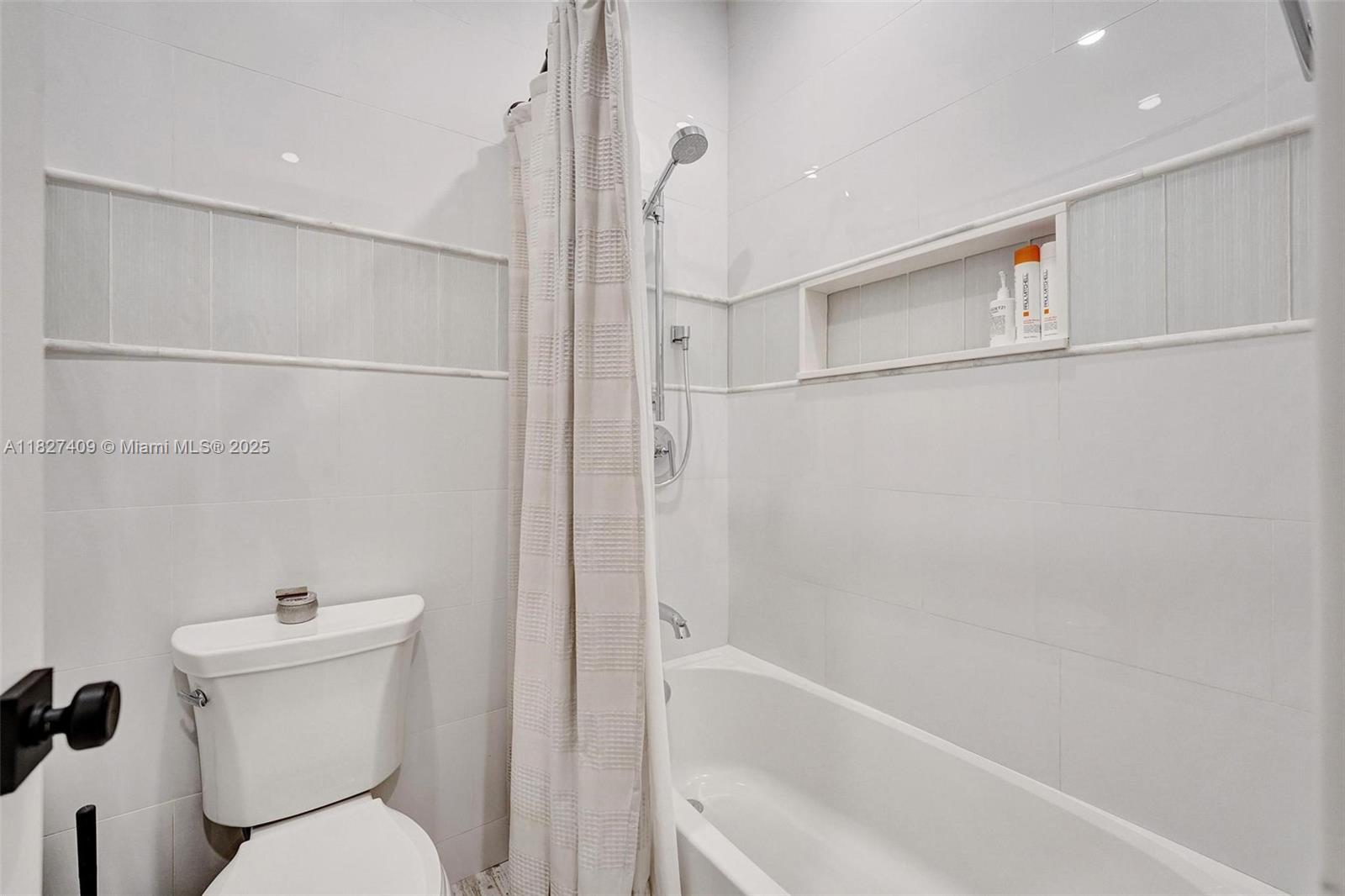1206 E Lake Dr, Fort Lauderdale, Florida image 48