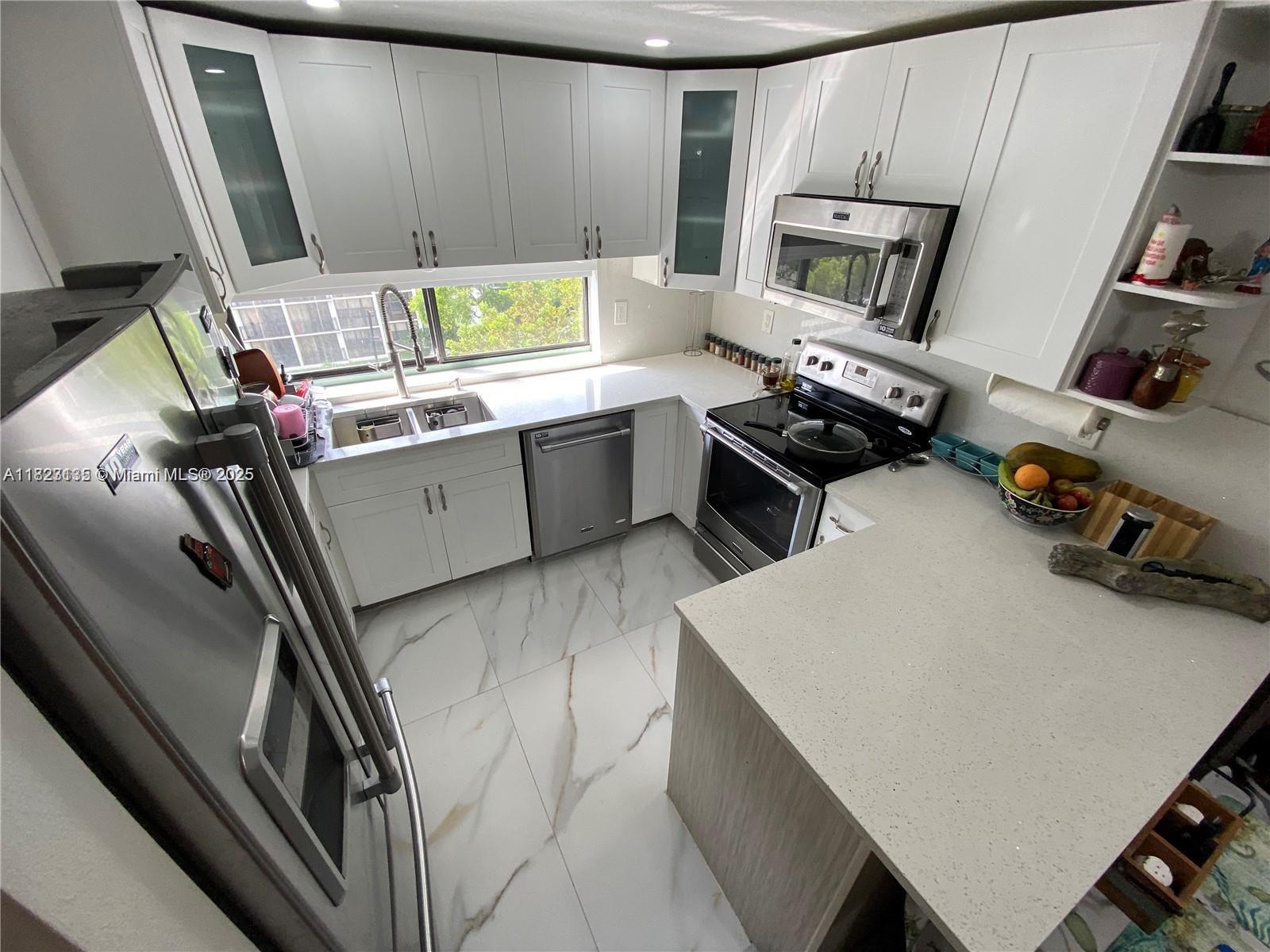 Property photo # 0