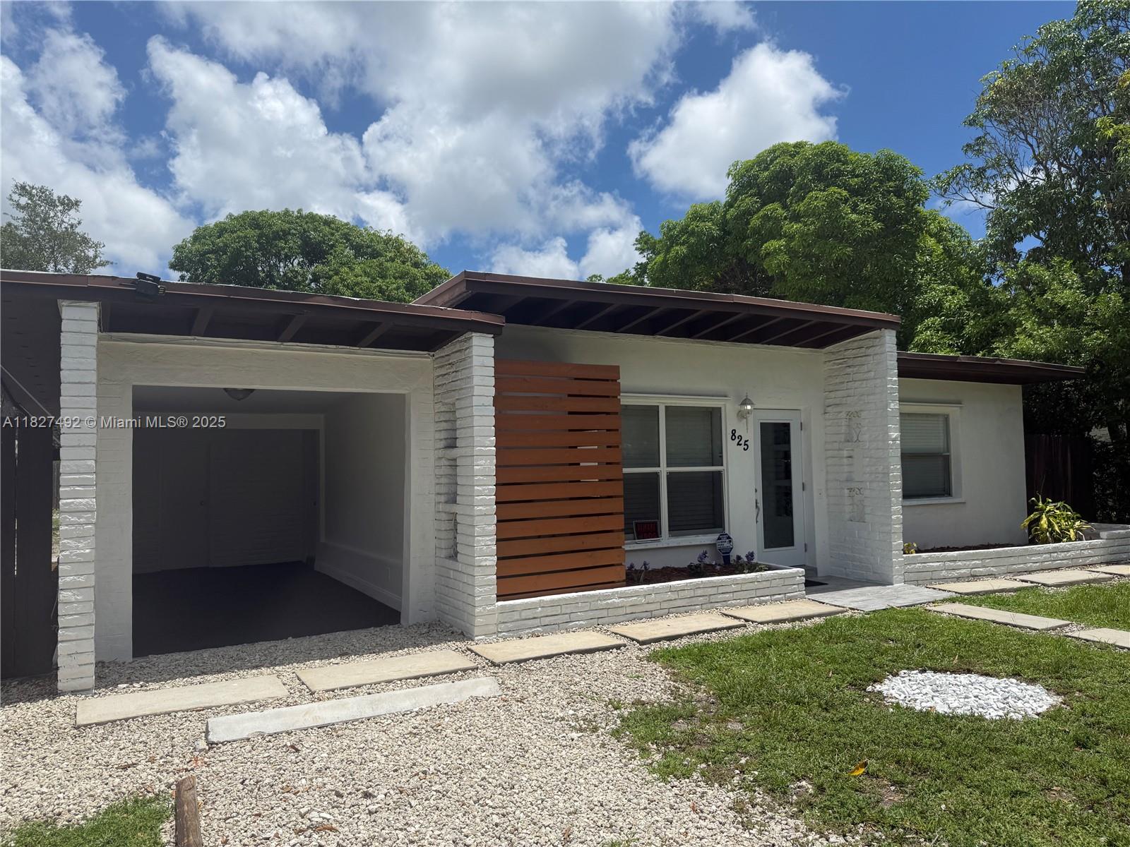 825 NW 127th St, North Miami, Florida image 1