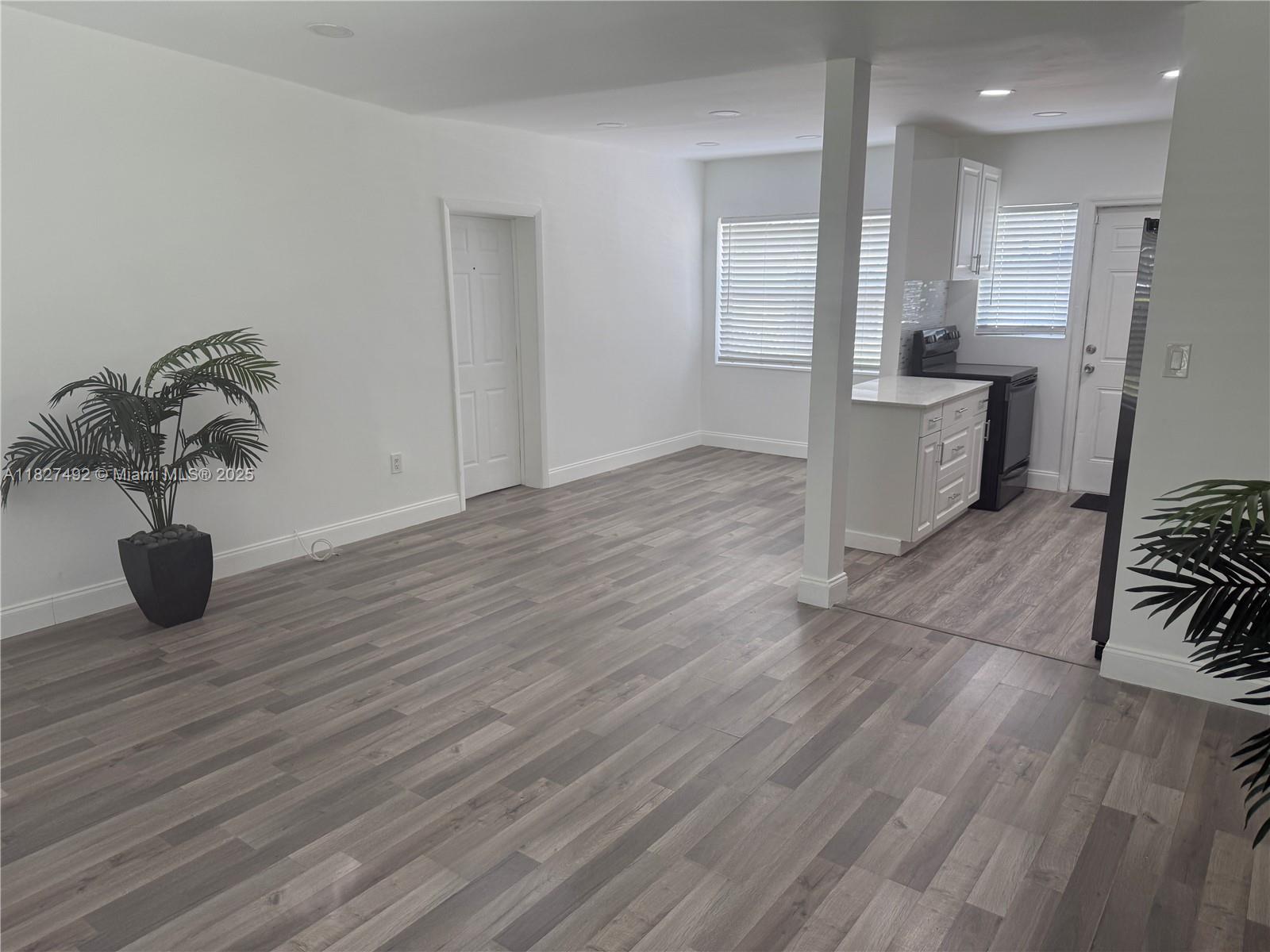 825 NW 127th St, North Miami, Florida image 3