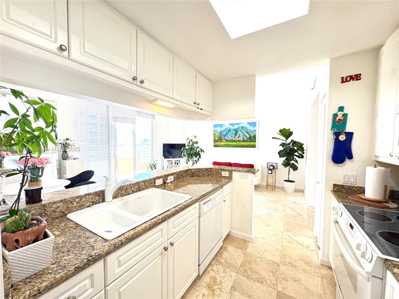 Property photo # 8