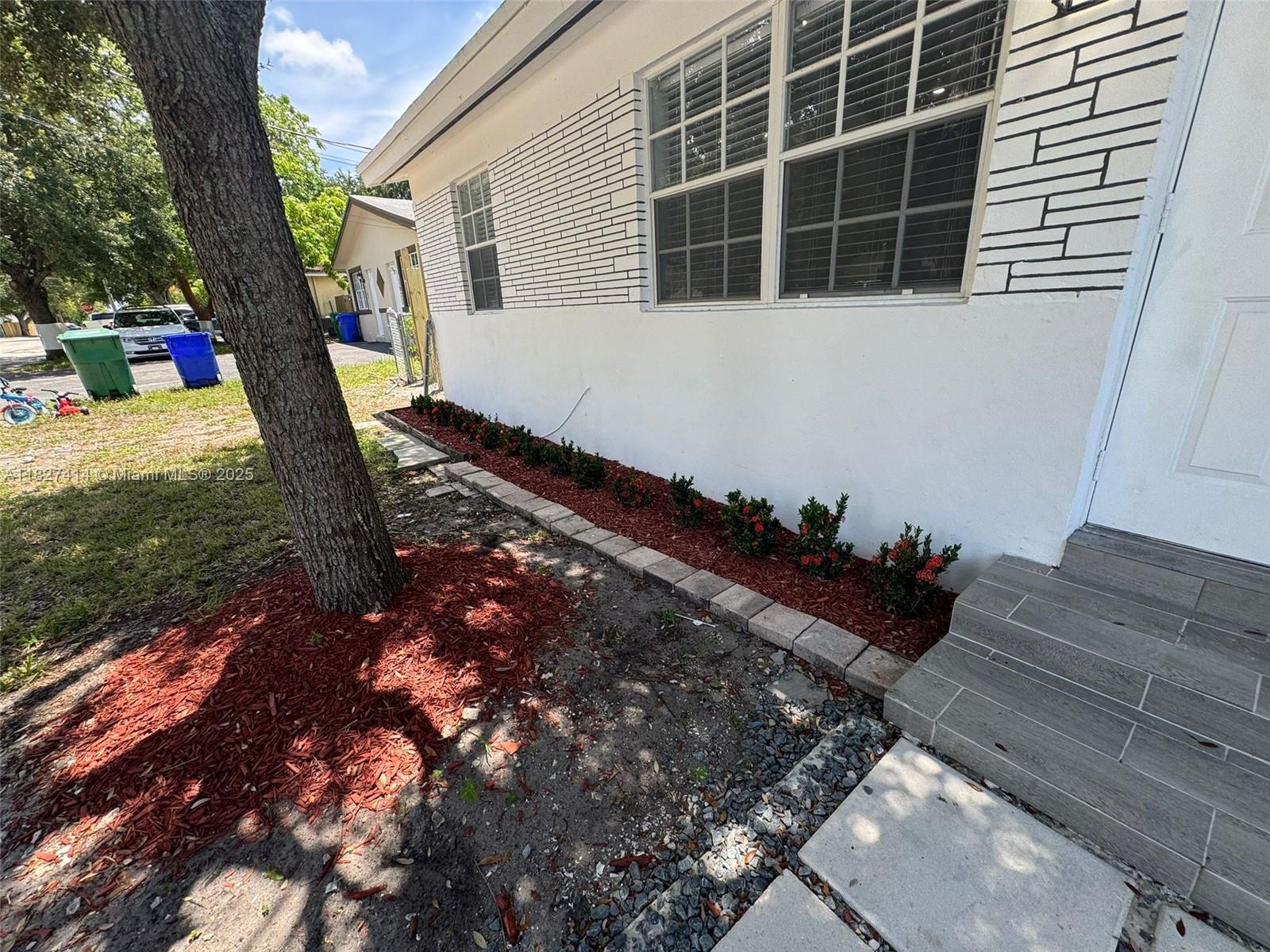 1657 SW 44th Ave, Fort Lauderdale, Florida image 4