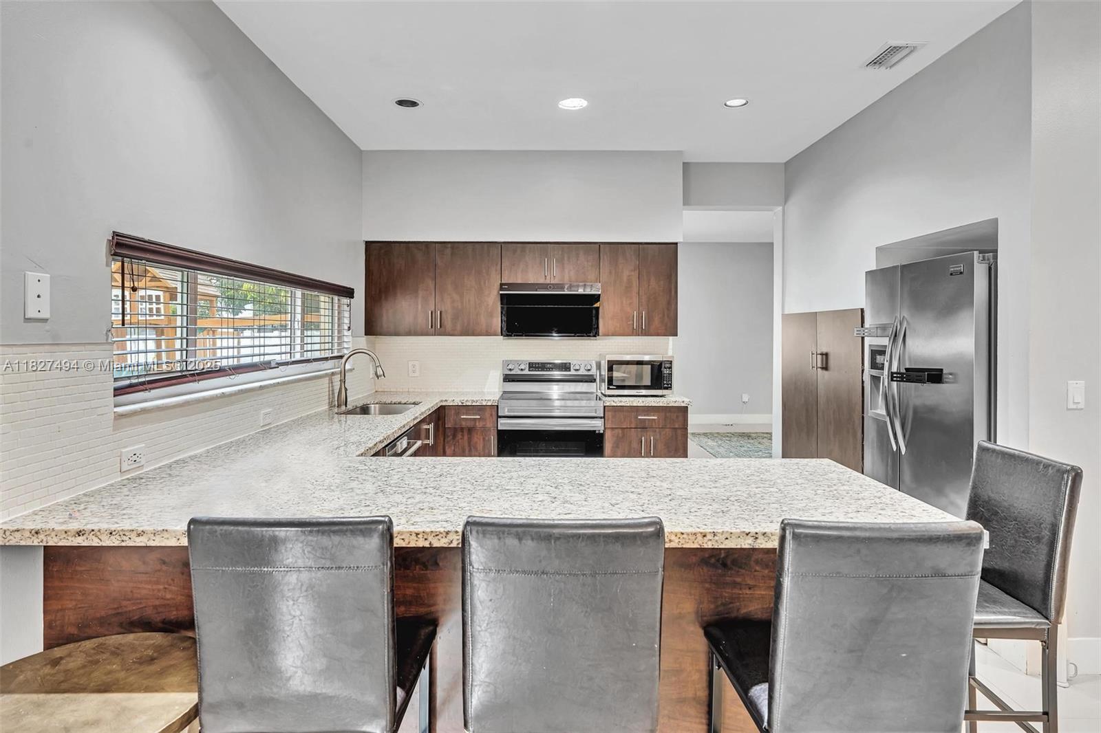 10301 Panama St, Cooper City, Florida image 19
