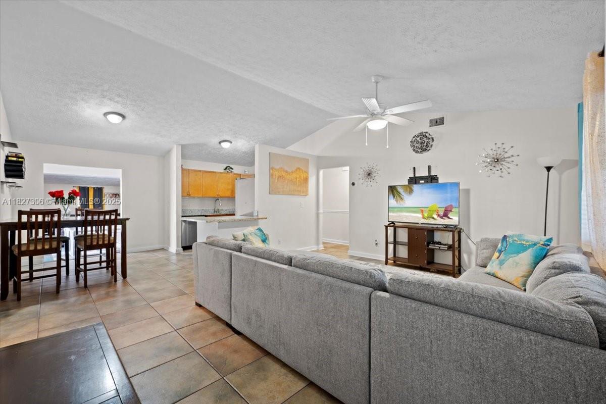 6015 Raintree, Fort Pierce, Florida image 12