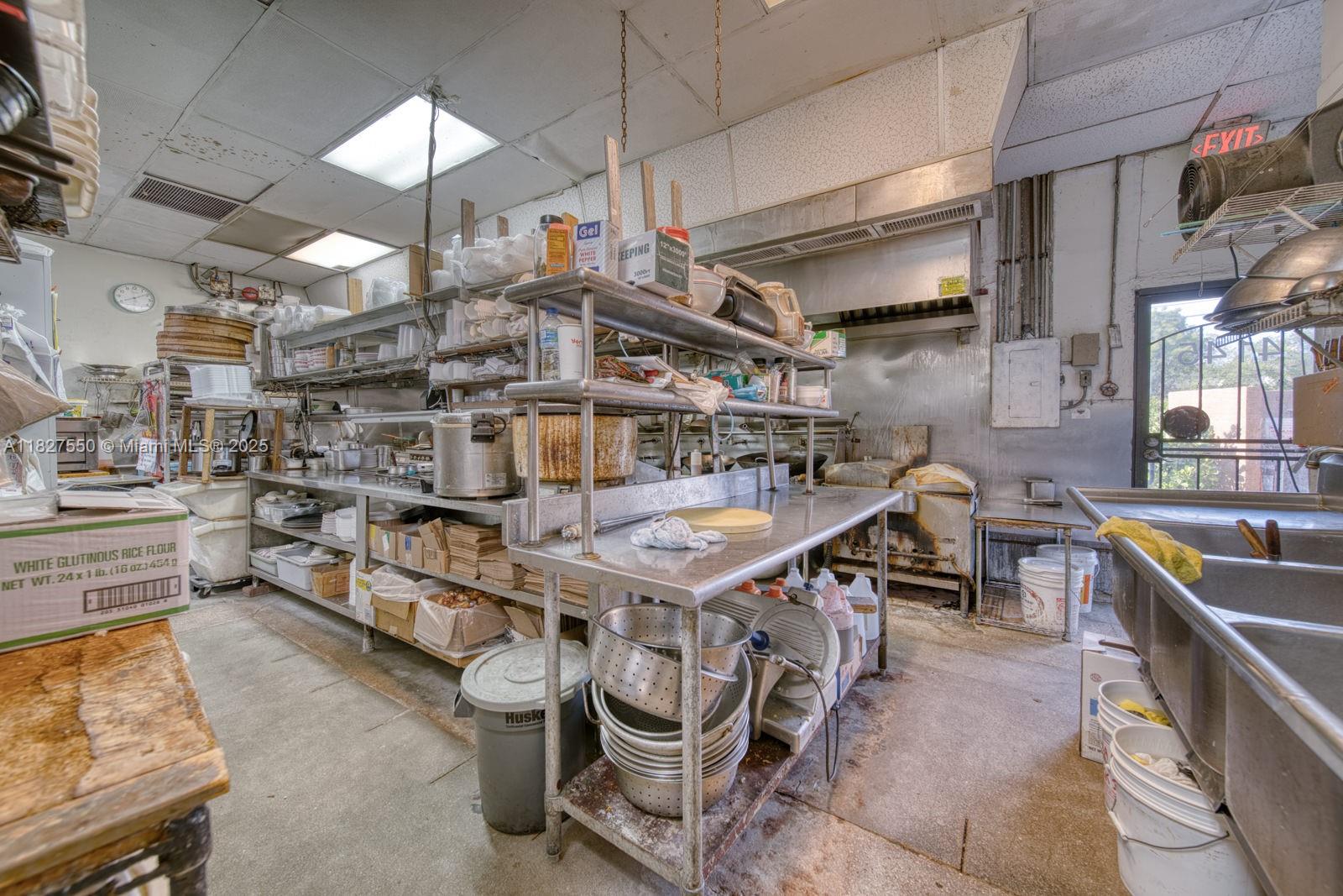 Full-Service Restaurant For Sale In Sunrise