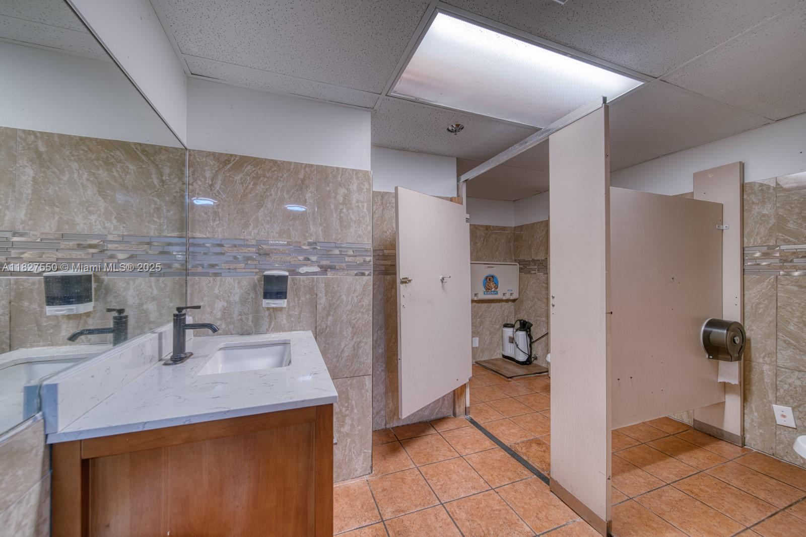 Full-Service Restaurant For Sale In Sunrise
