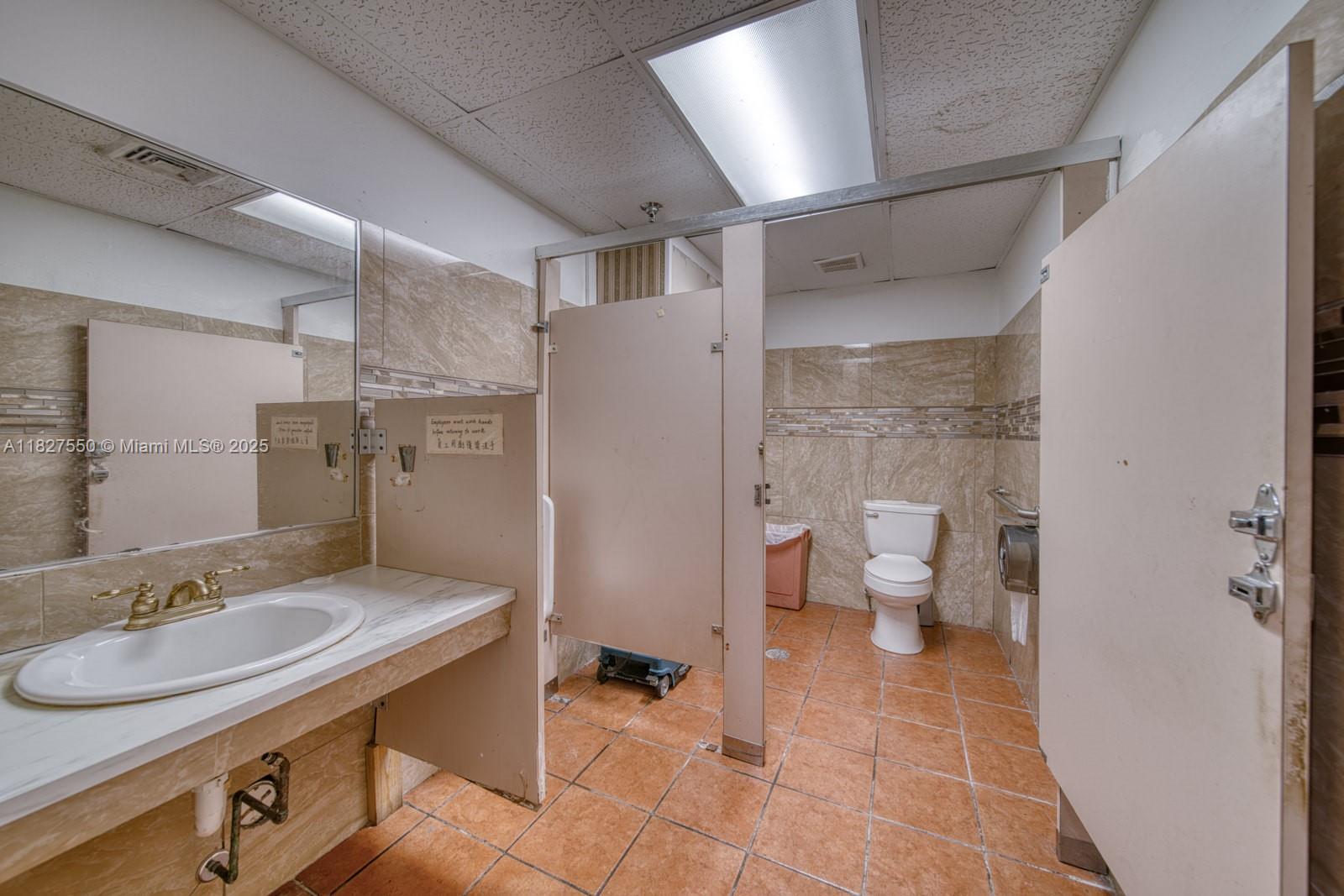 Full-Service Restaurant For Sale In Sunrise
