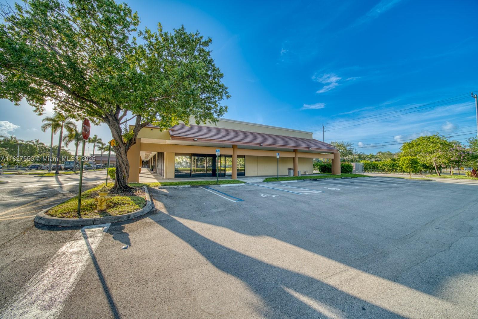 Full-Service Restaurant For Sale In Sunrise