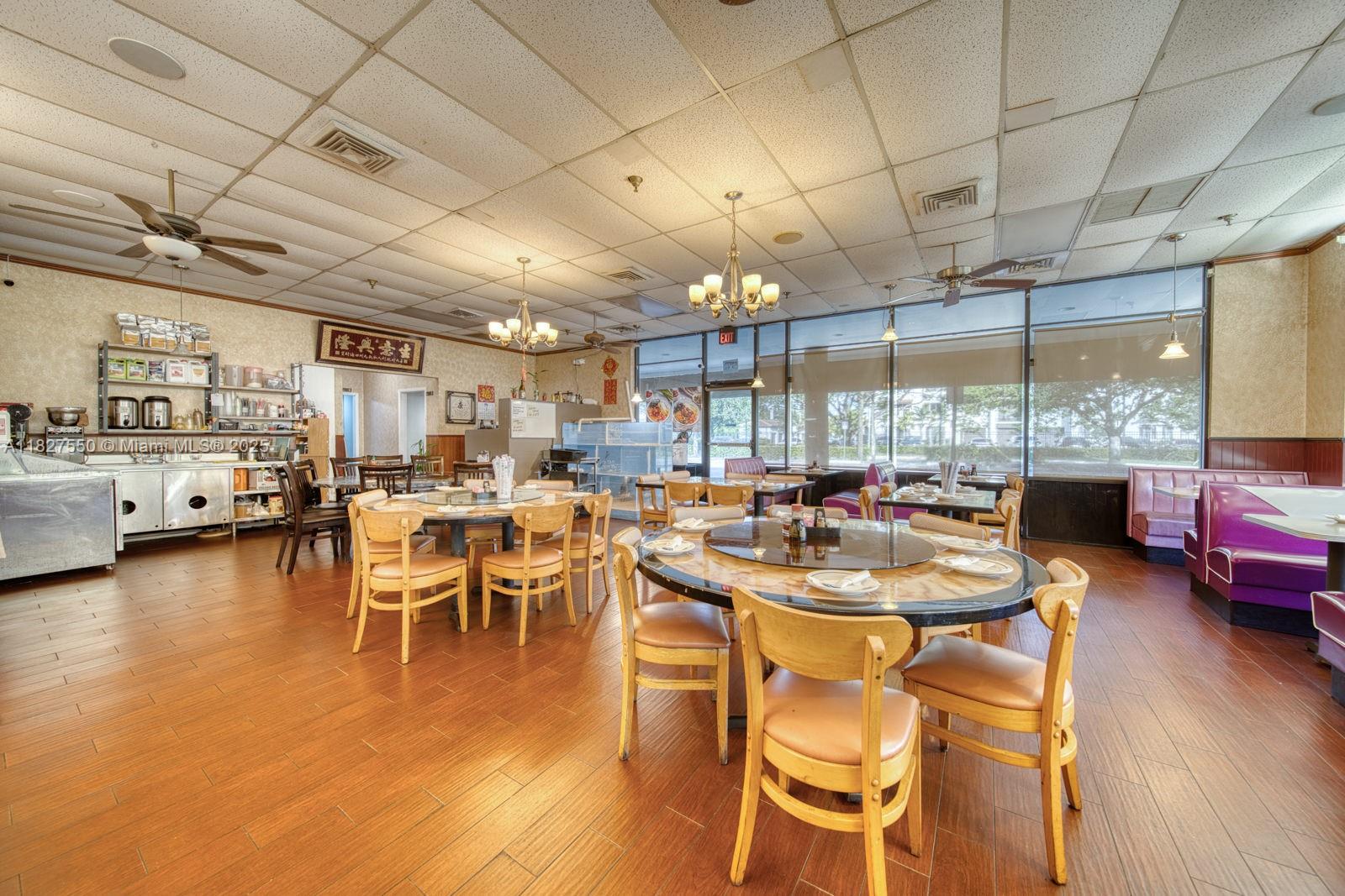 Full-Service Restaurant For Sale In Sunrise
