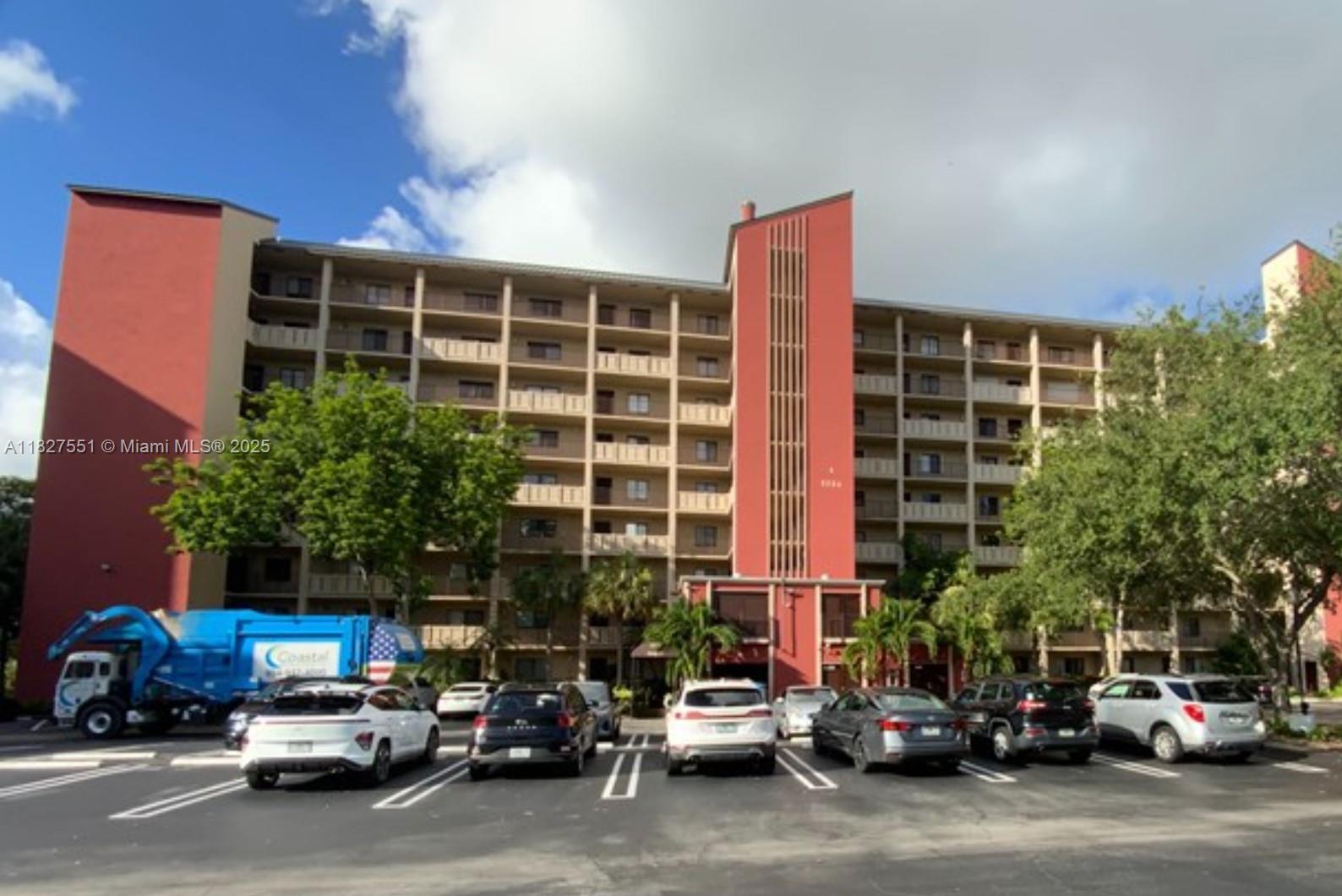 2206 S Cypress Bend Dr #801, Pompano Beach, Florida image 1