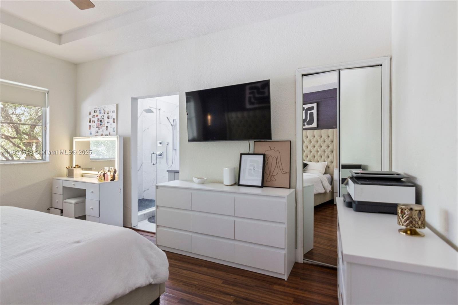 Residential, Doral, Florida image 17