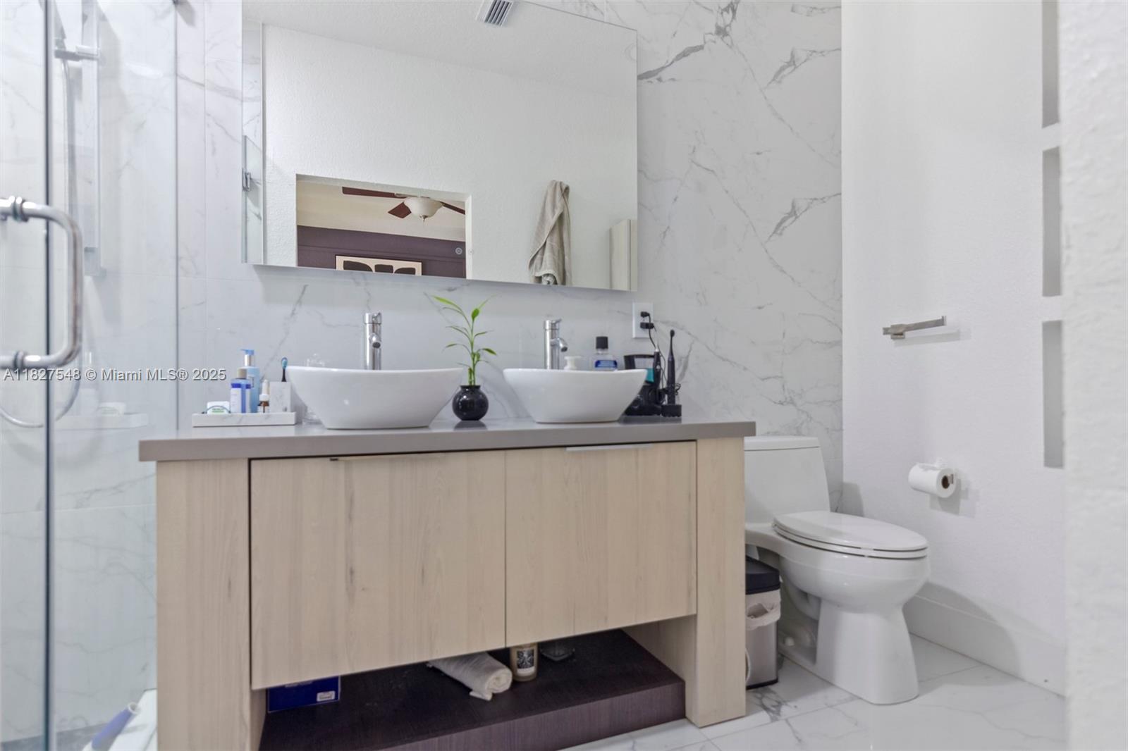 Residential, Doral, Florida image 19