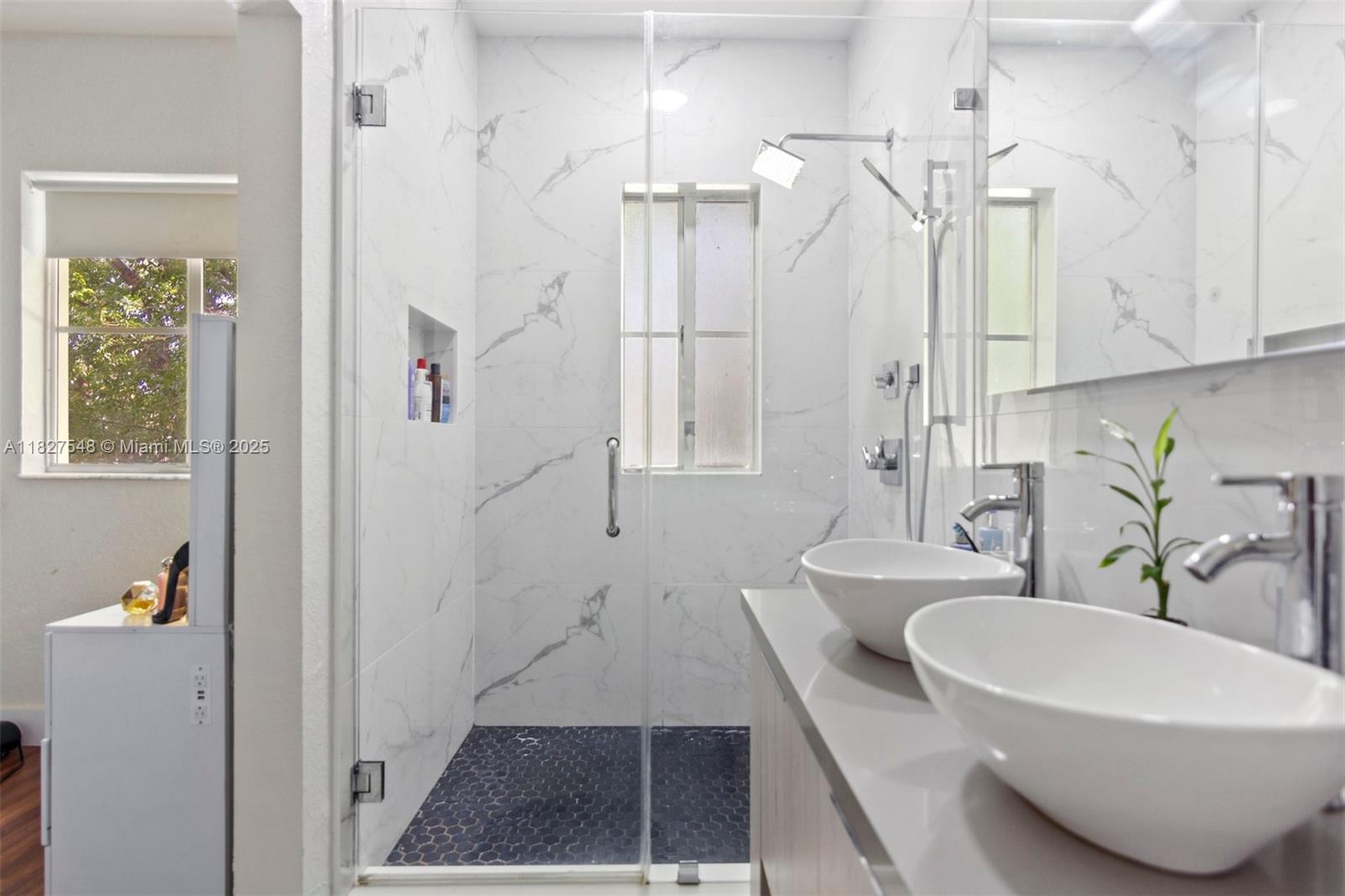 Residential, Doral, Florida image 22