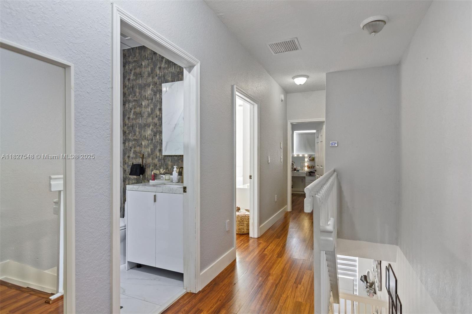 Residential, Doral, Florida image 25