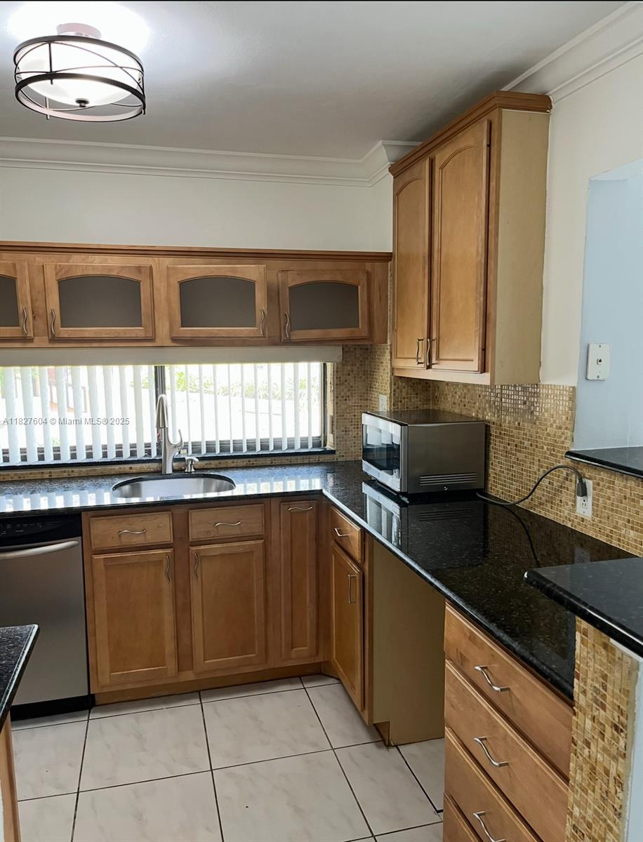 Property photo # 0