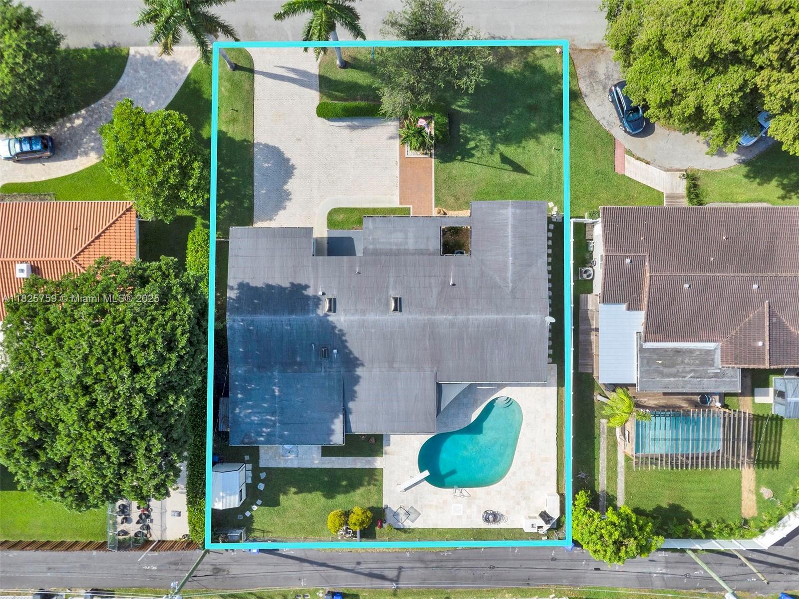 3424 Pierce St, Hollywood, Florida image 2