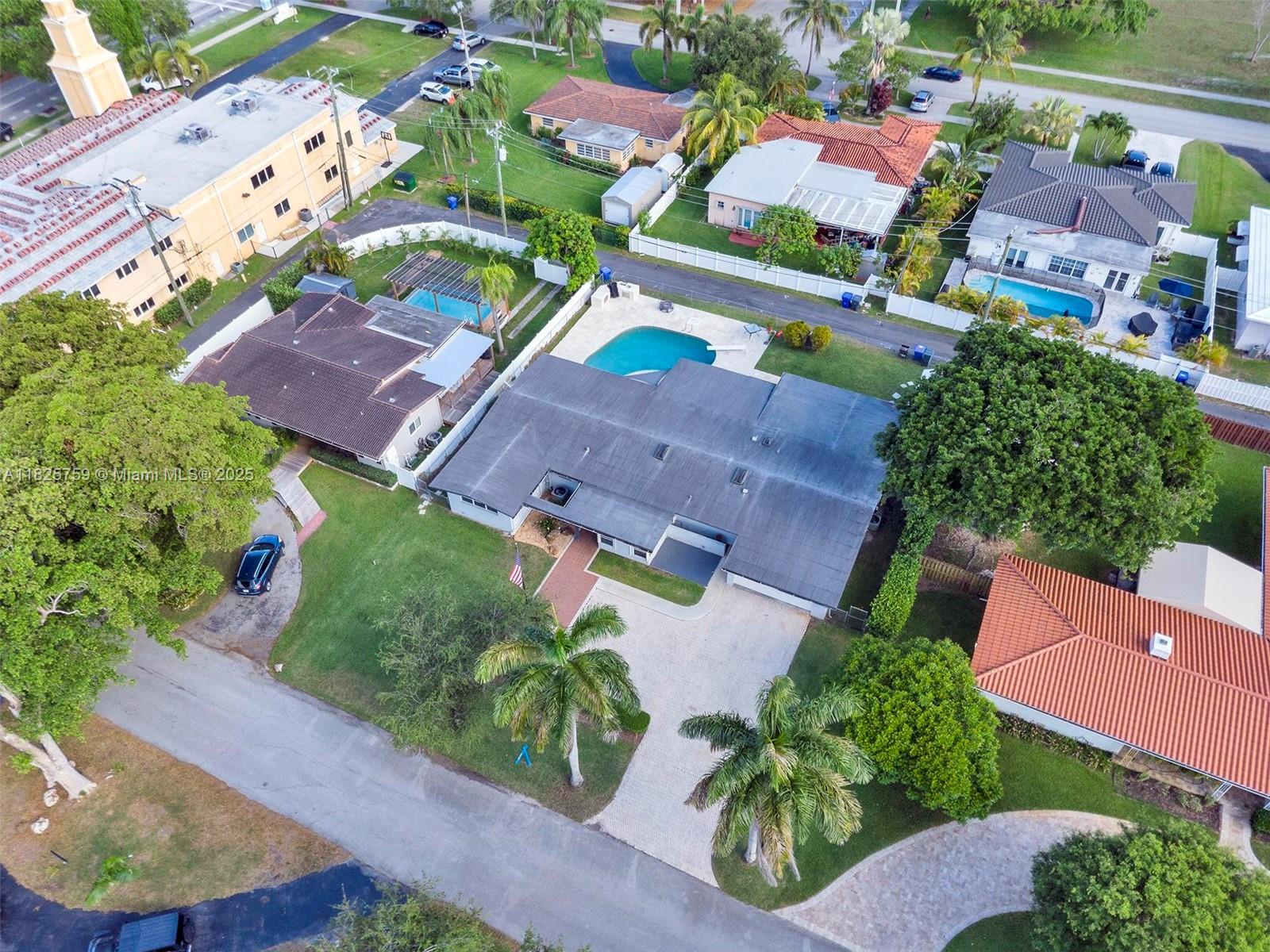 3424 Pierce St, Hollywood, Florida image 50