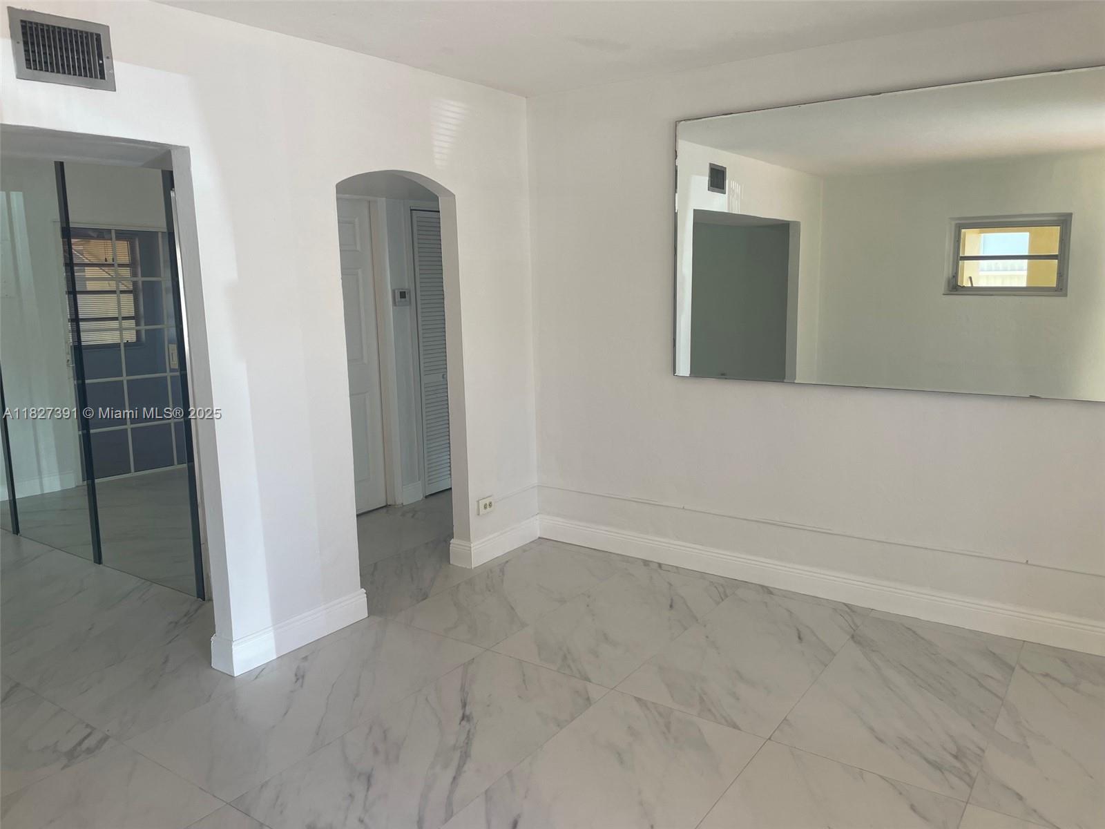 971 E 18th St, Hialeah, Florida image 4