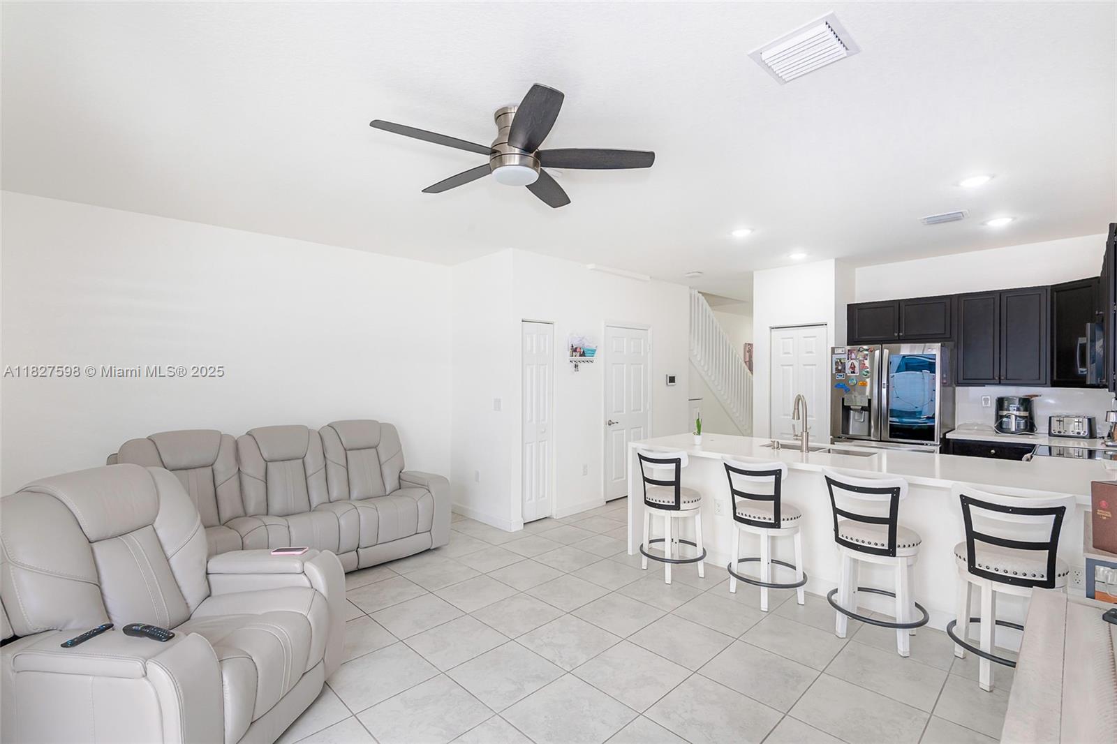 10628 W 33rd Way, Hialeah, Florida image 10