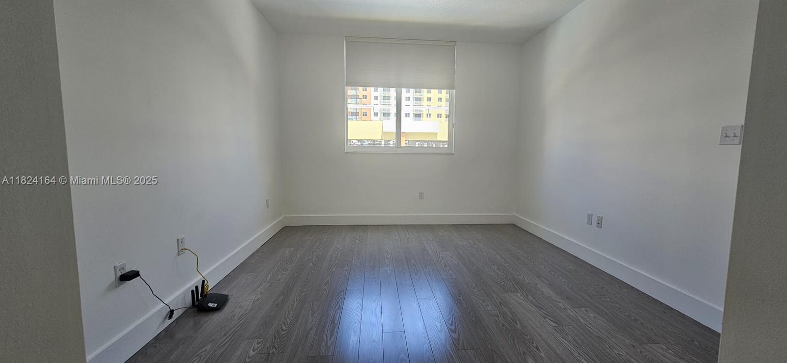 2775 NE 187th St #424, Aventura, Florida image 11