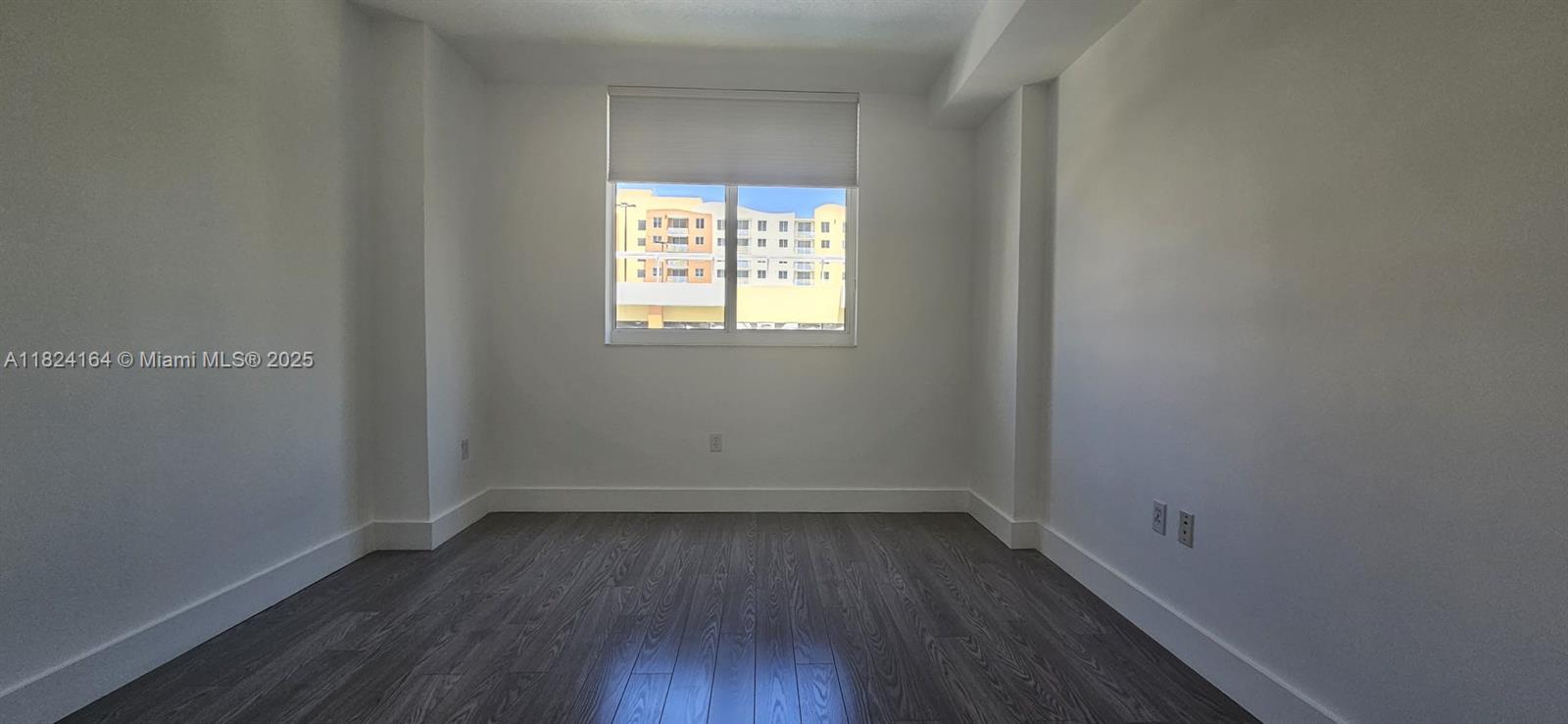 2775 NE 187th St #424, Aventura, Florida image 12