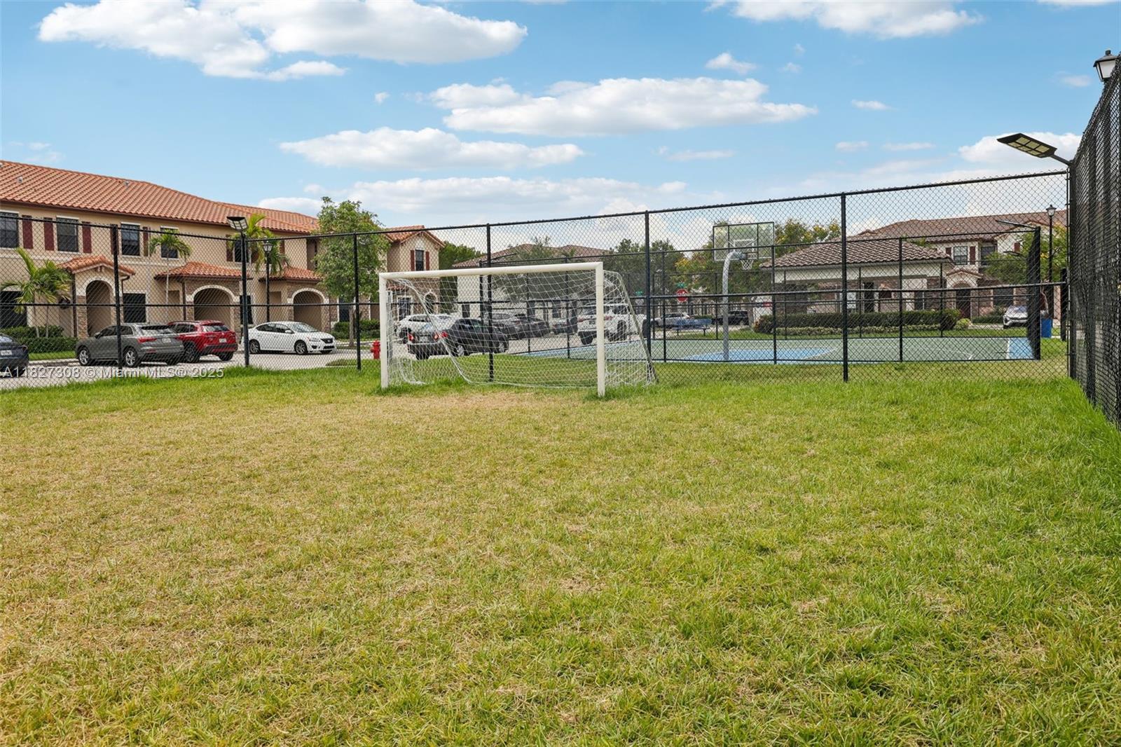 9349 W 33rd Way, Hialeah, Florida image 45