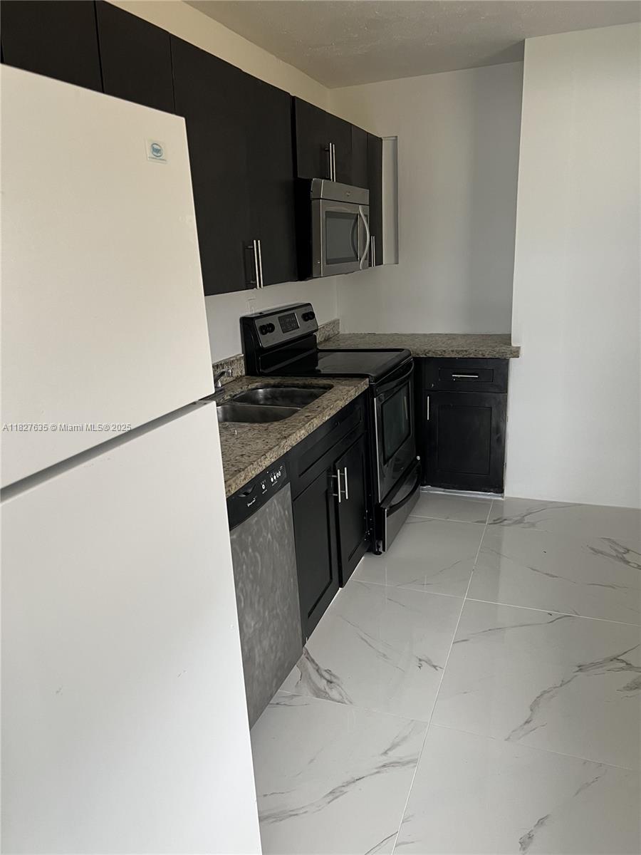 4809 SW 25th St, West Park, Florida image 12