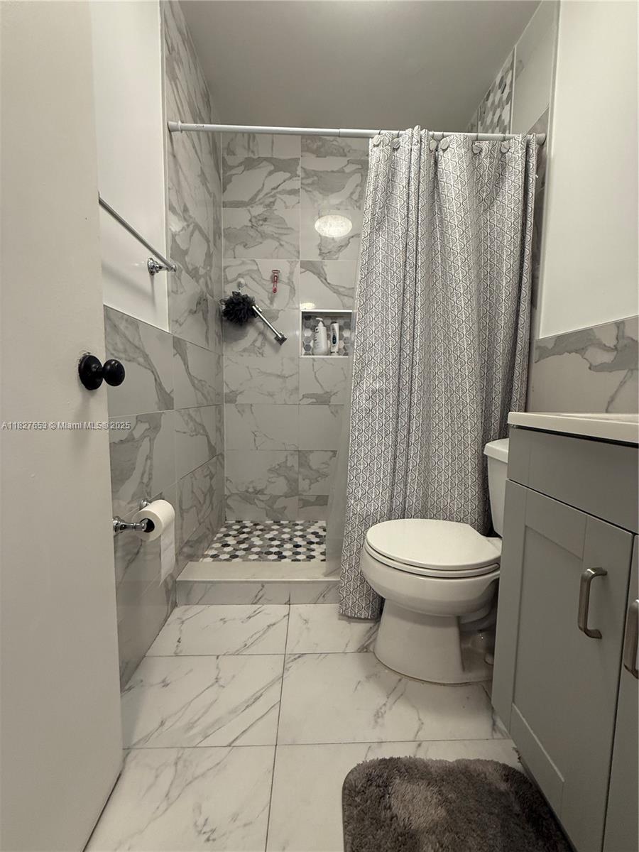 131 SW 109th Ave #L4, Sweetwater, Florida image 31