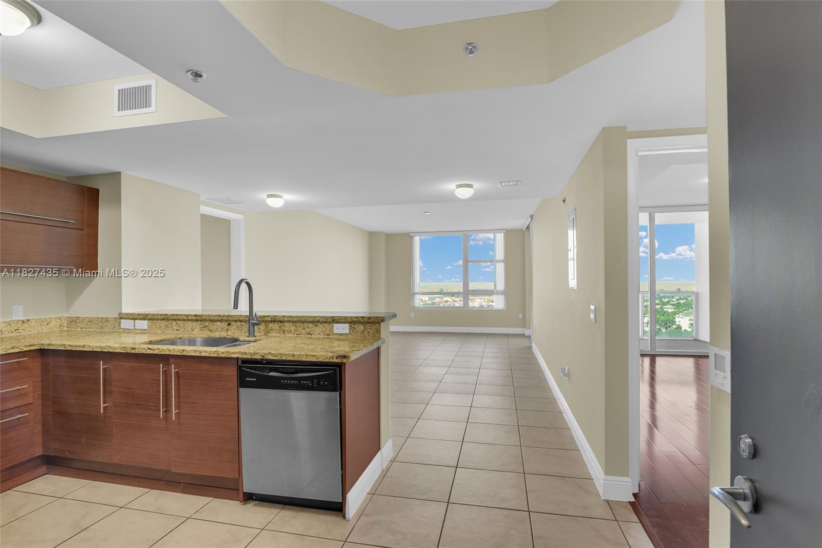 2681 N Flamingo Rd #1903S, Sunrise, Florida image 5