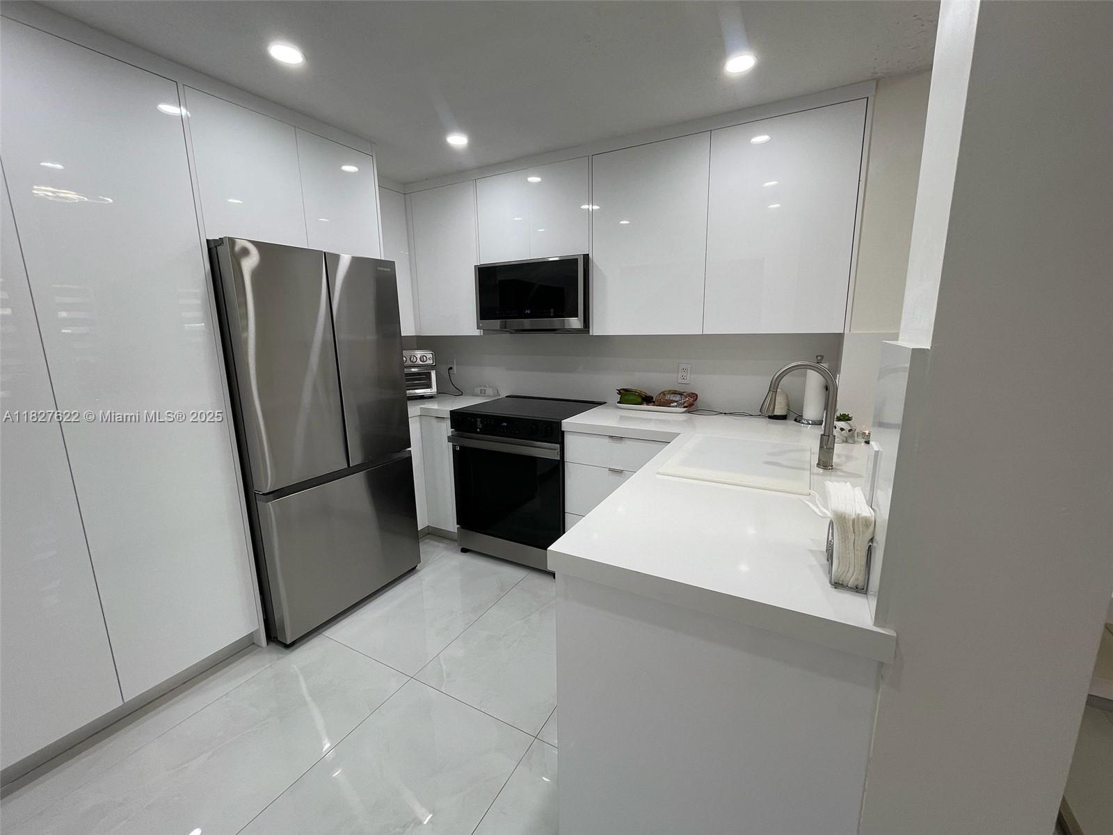 Property photo # 2