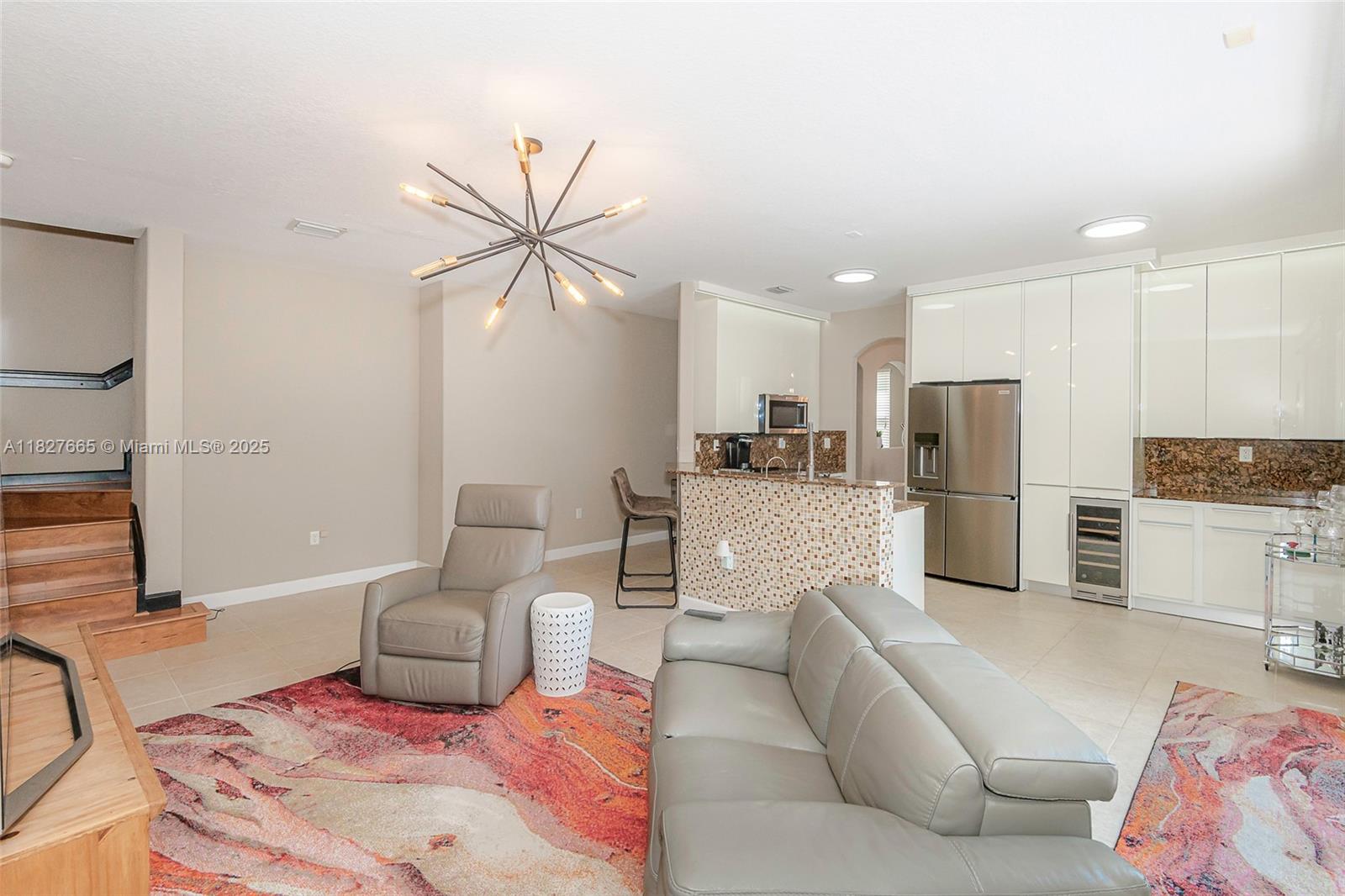 11029 NW 87th St, Doral, Florida image 12