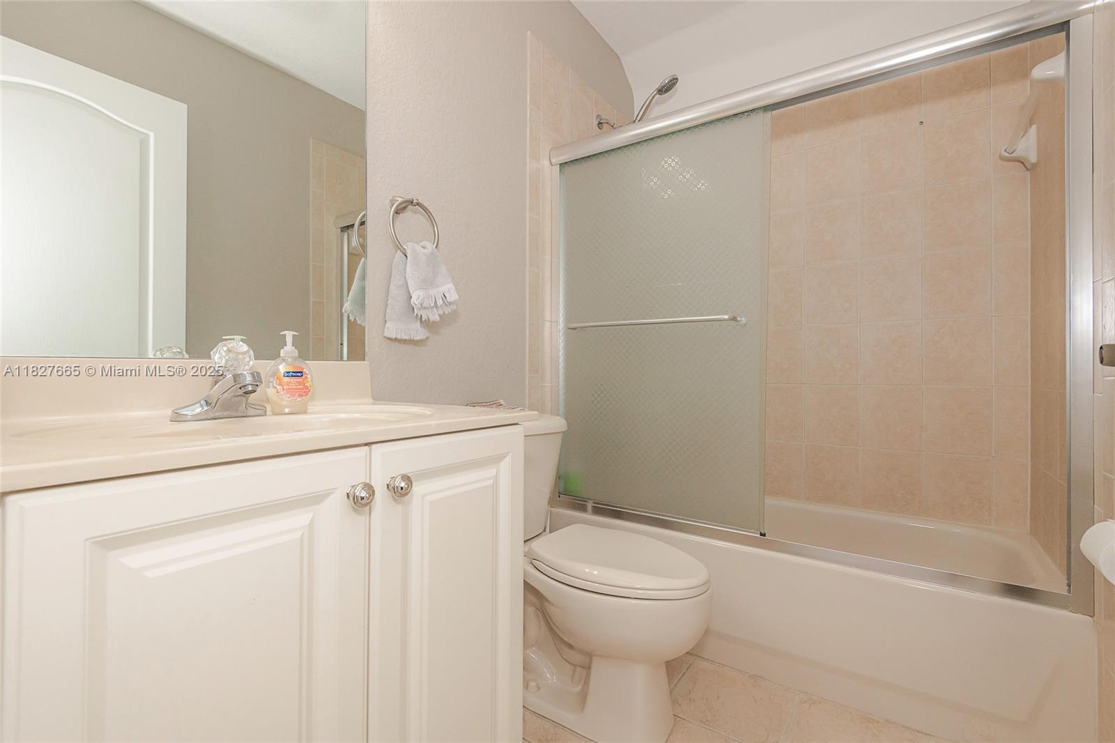 11029 NW 87th St, Doral, Florida image 18