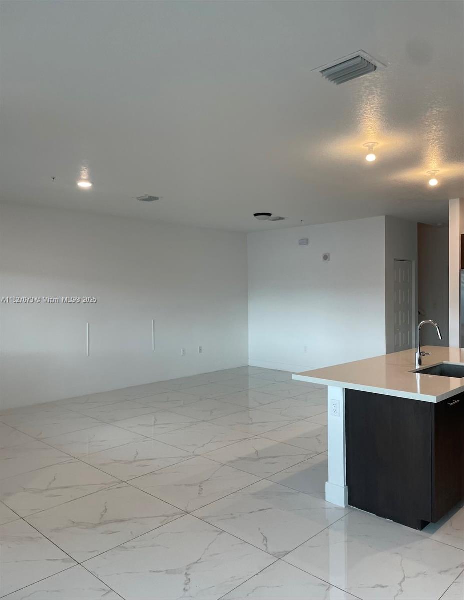 4640 NW 84th Ave 15