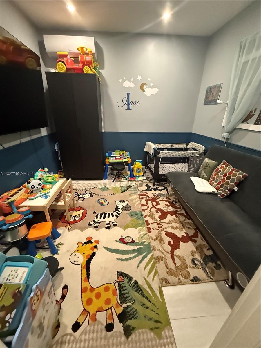 468 Lakeside Cir, Sunrise, Florida image 14