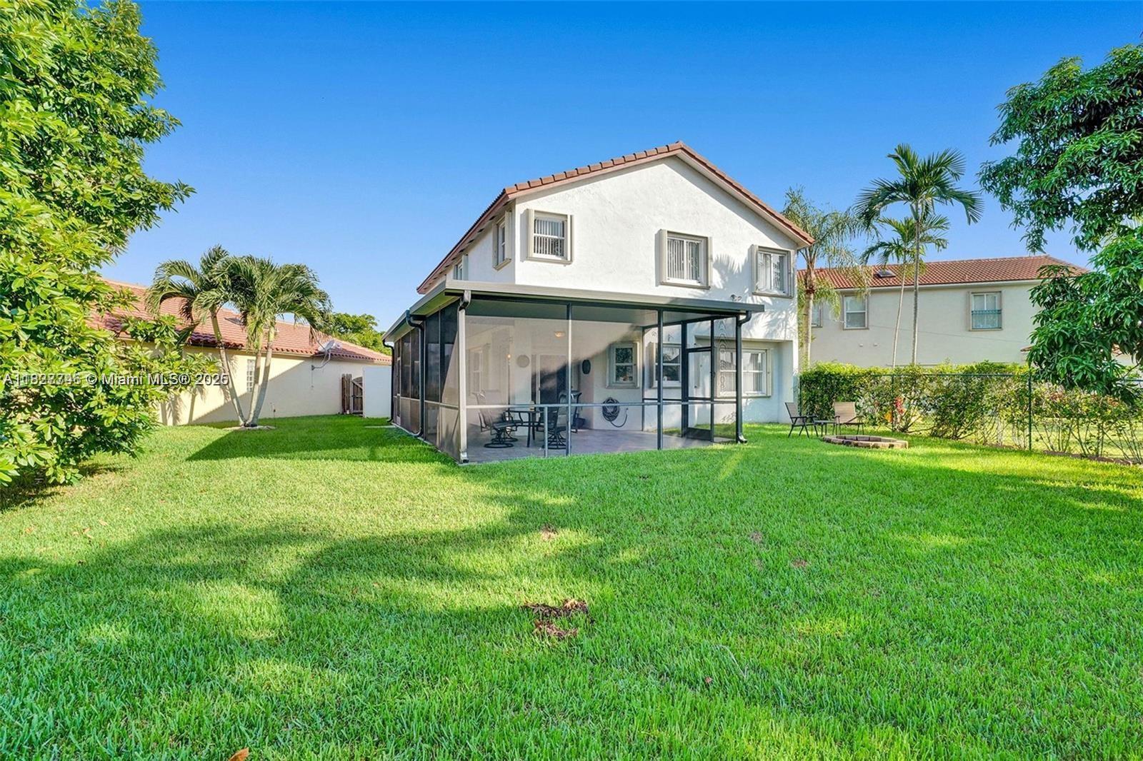 468 Lakeside Cir, Sunrise, Florida image 25