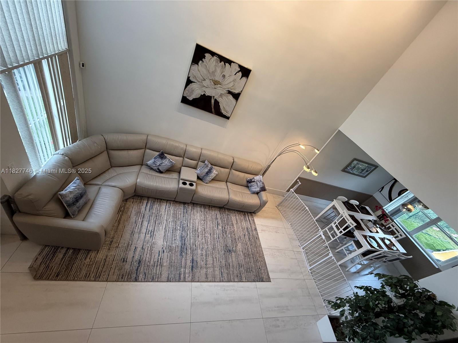 468 Lakeside Cir, Sunrise, Florida image 6