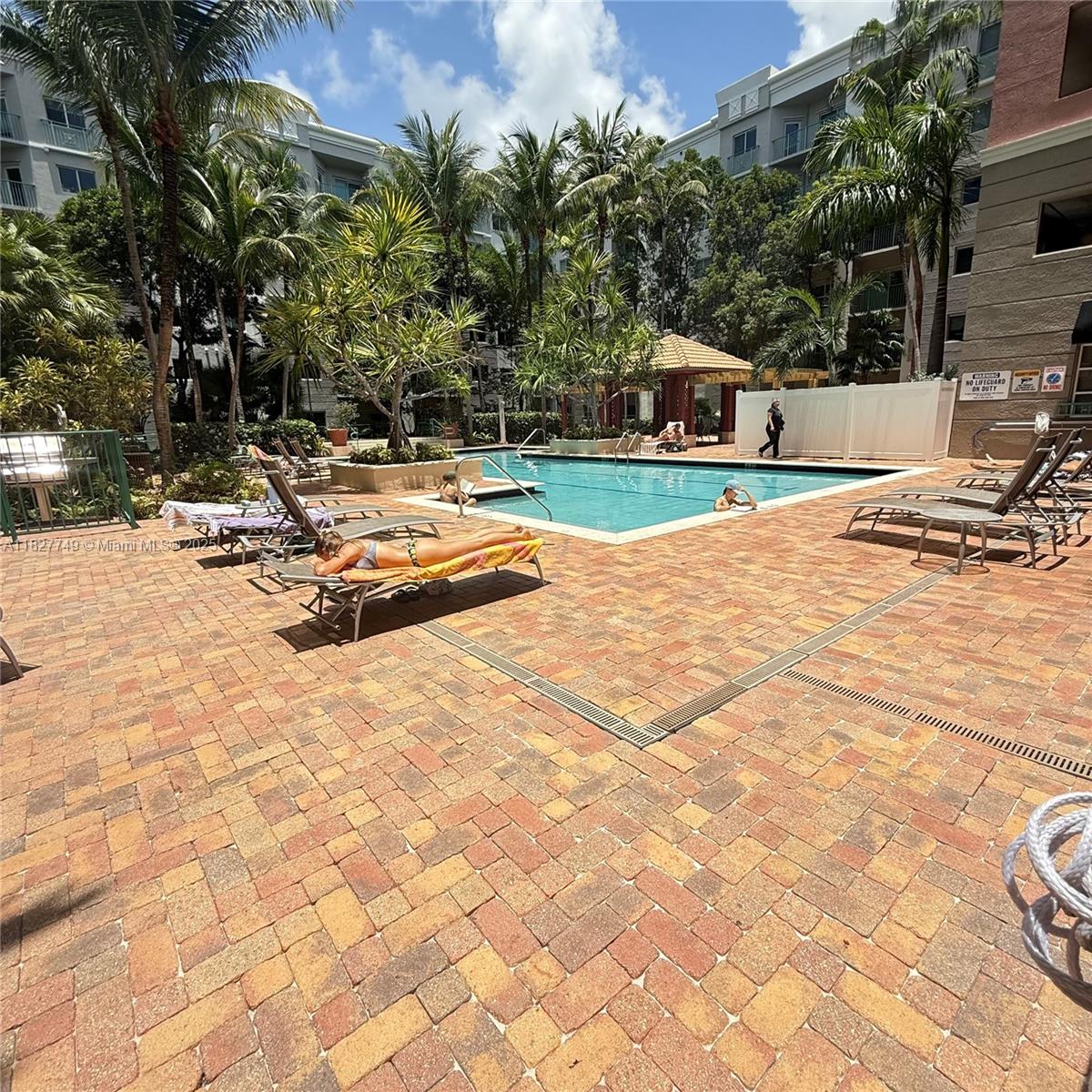 Property photo # 6