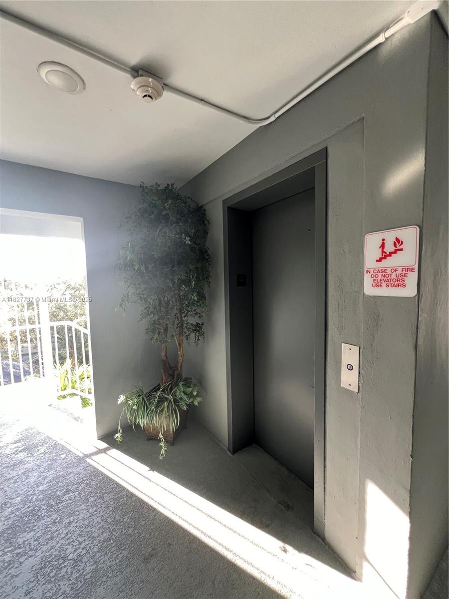 645 NE 121st St #404, North Miami, Florida image 2