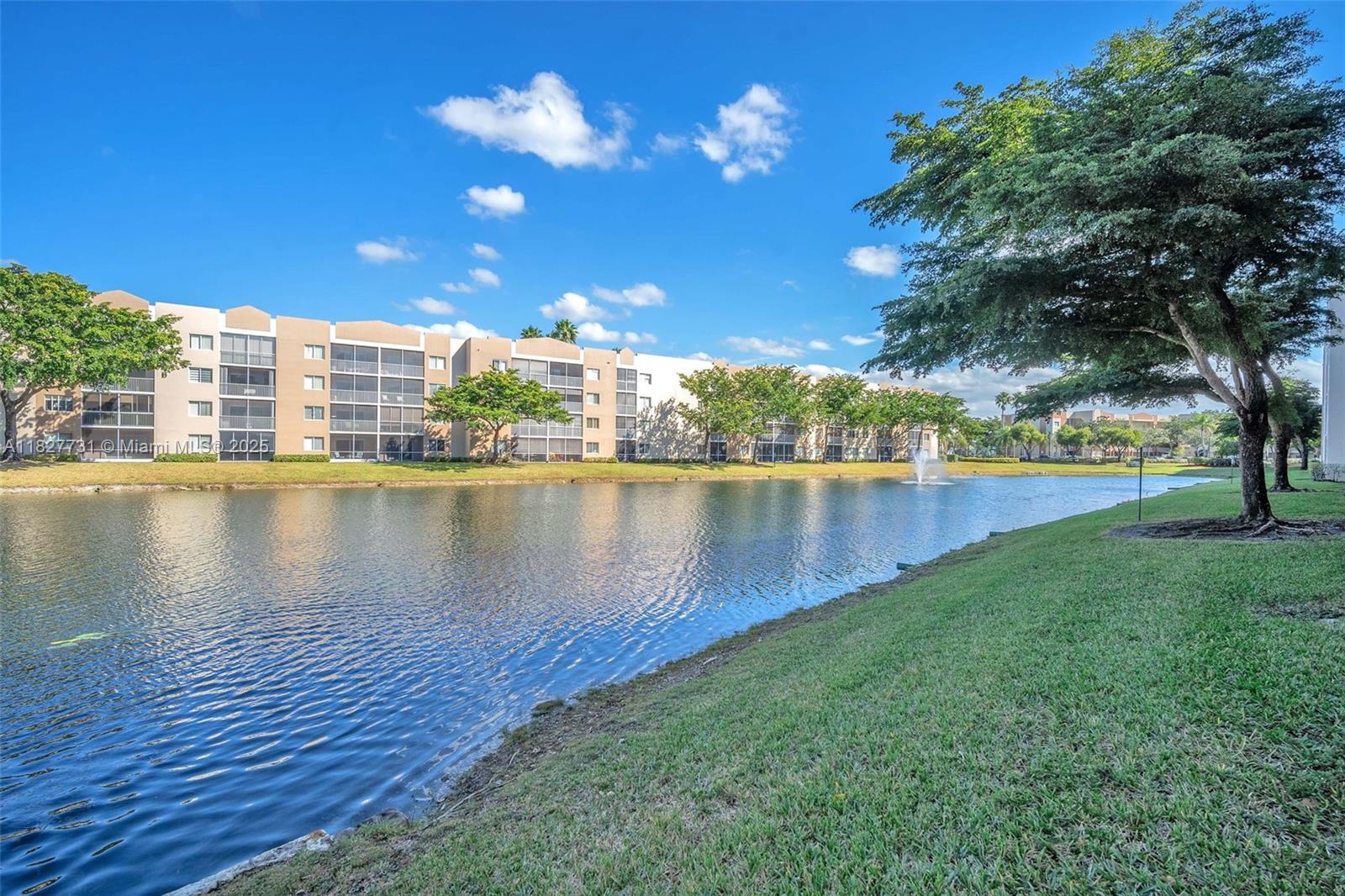 9525 Weldon Cir #H305, Tamarac, Florida image 22