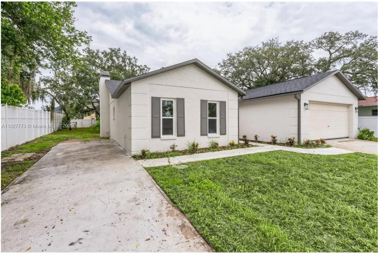 6065 Waycross Drive, Spring Hill, Florida image 2