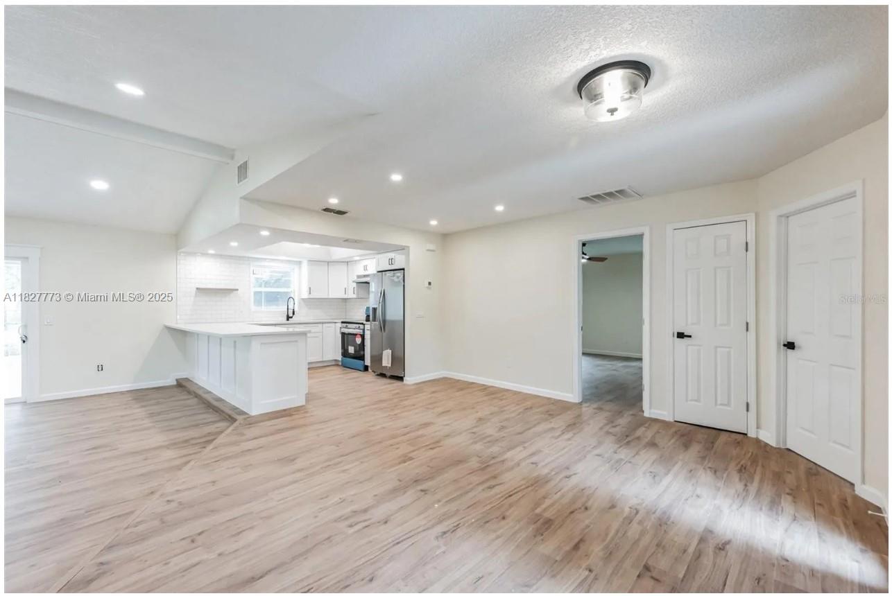 6065 Waycross Drive, Spring Hill, Florida image 6
