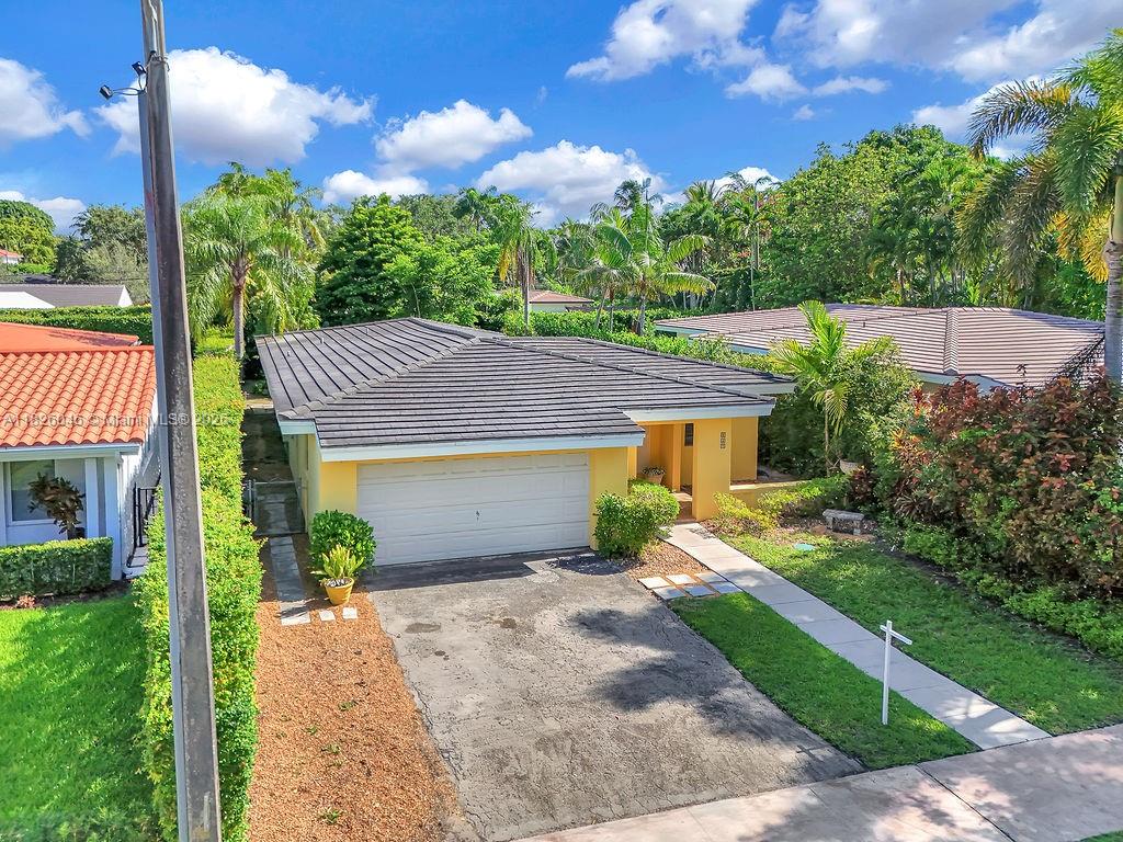 527 Gerona Ave, Coral Gables, Florida image 1