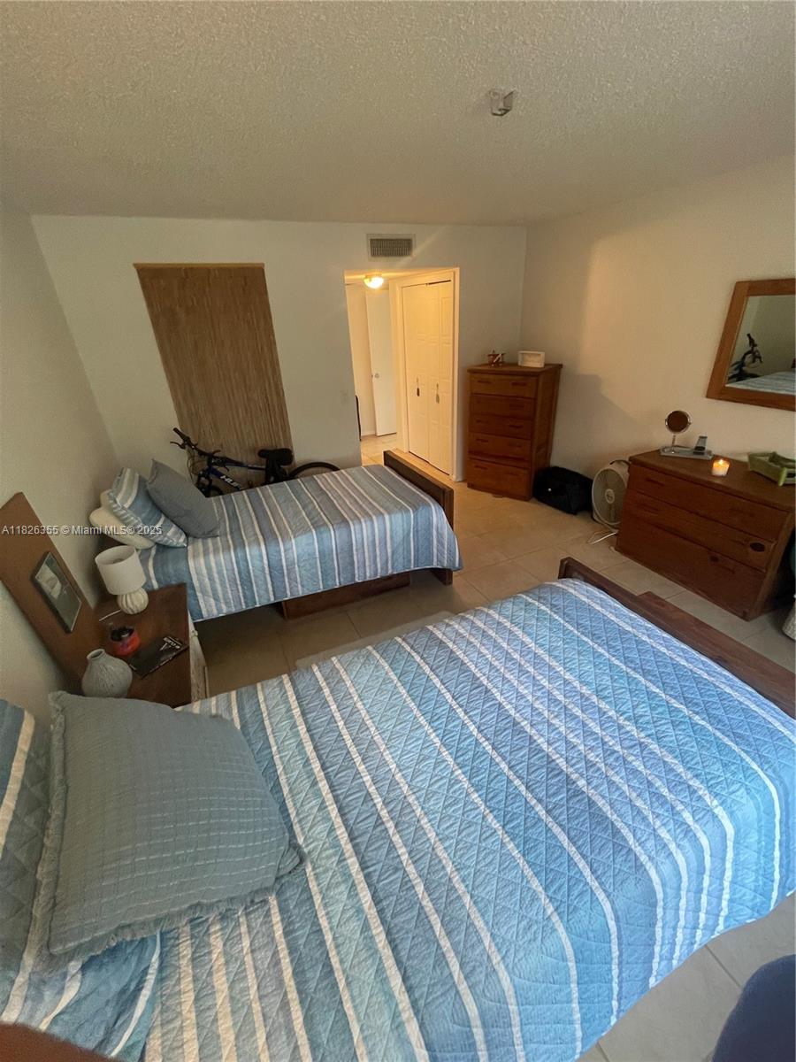 310 Lakeview Dr #201, Weston, Florida image 18
