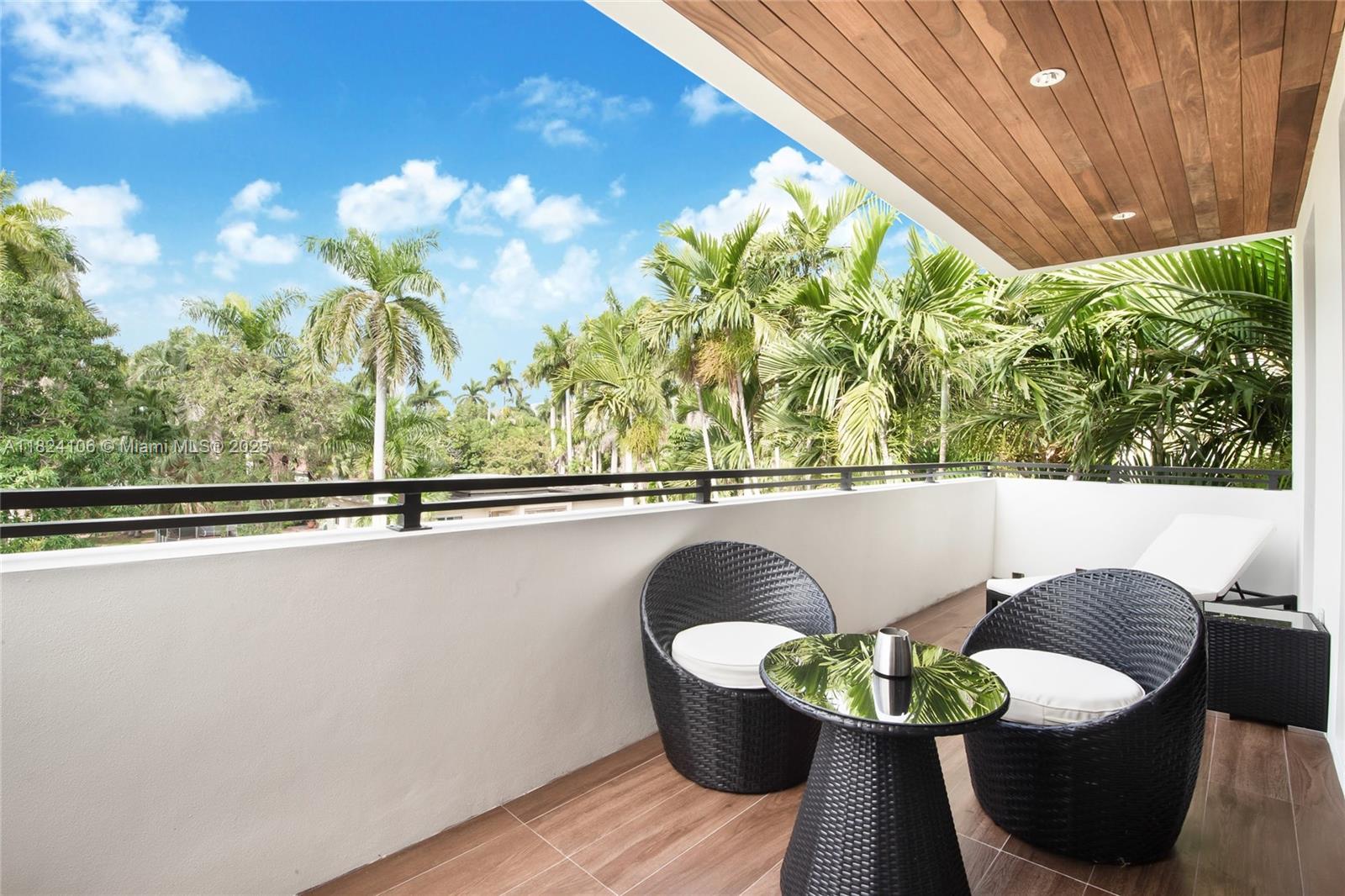 7501 Coquina Dr, North Bay Village, Florida image 28