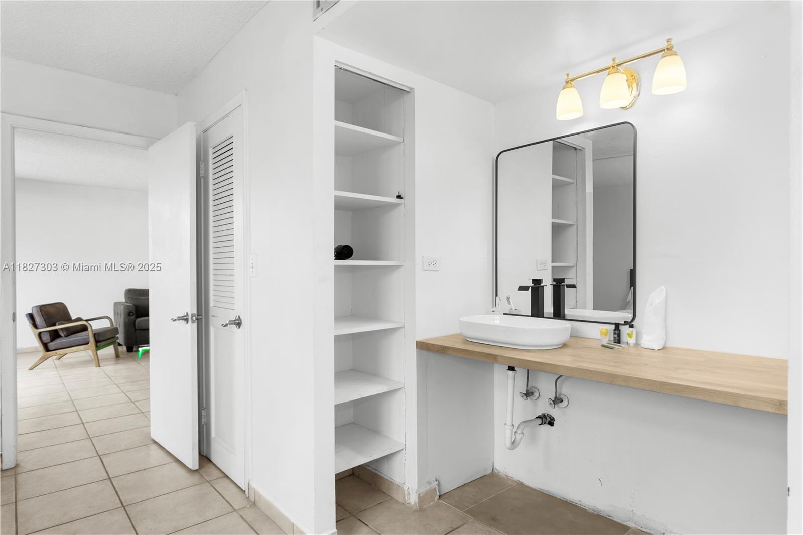 Property photo # 6